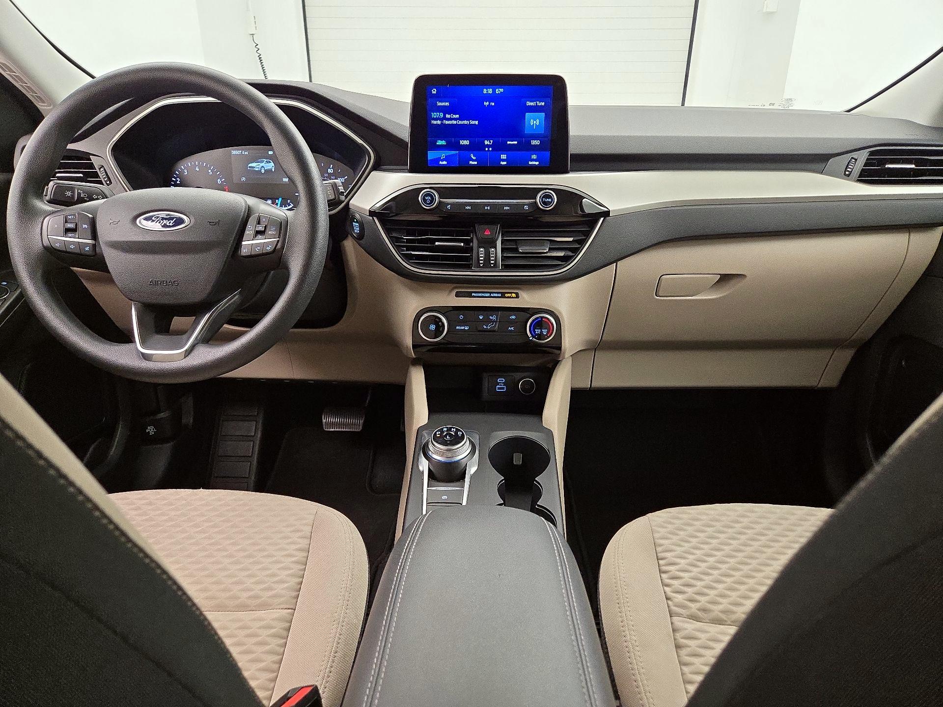 Thumbnail: 2021 Ford Escape - 9