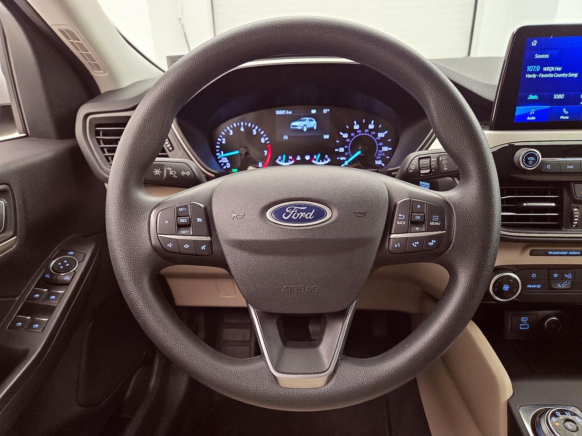 Thumbnail: 2021 Ford Escape - 10