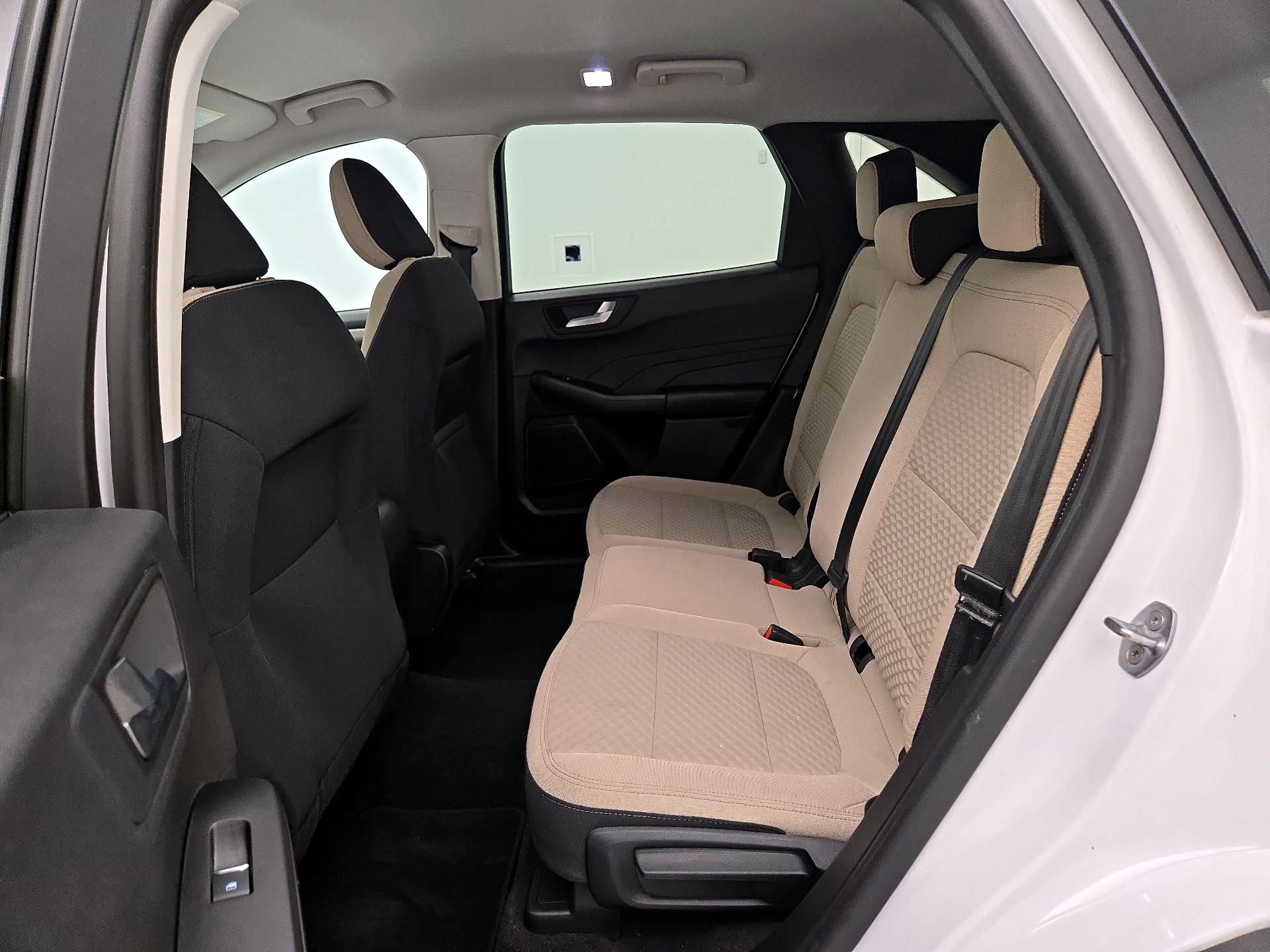 Thumbnail: 2021 Ford Escape - 19