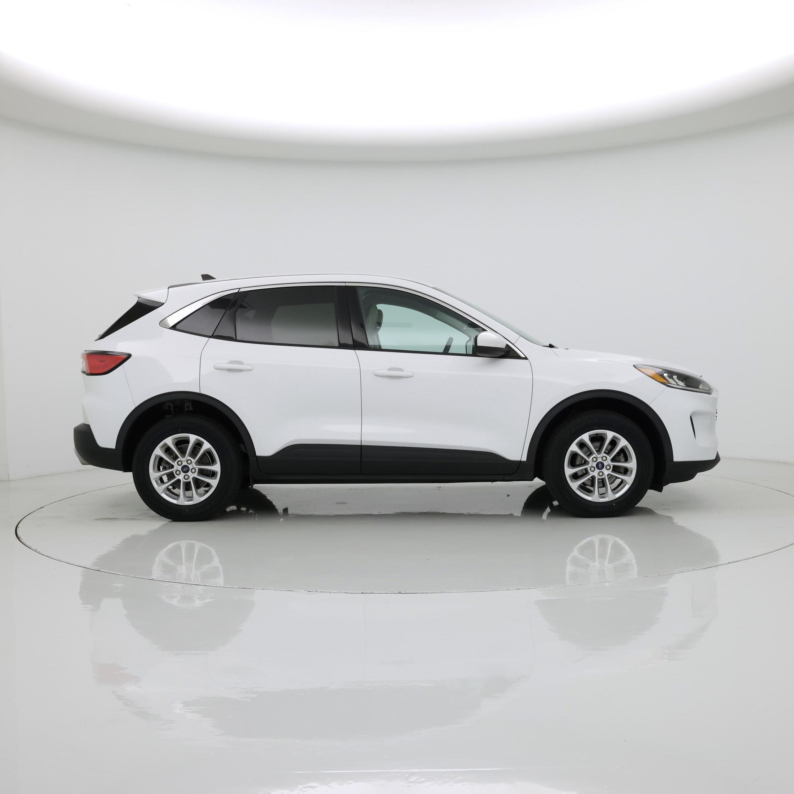 Thumbnail: 2021 Ford Escape - 7