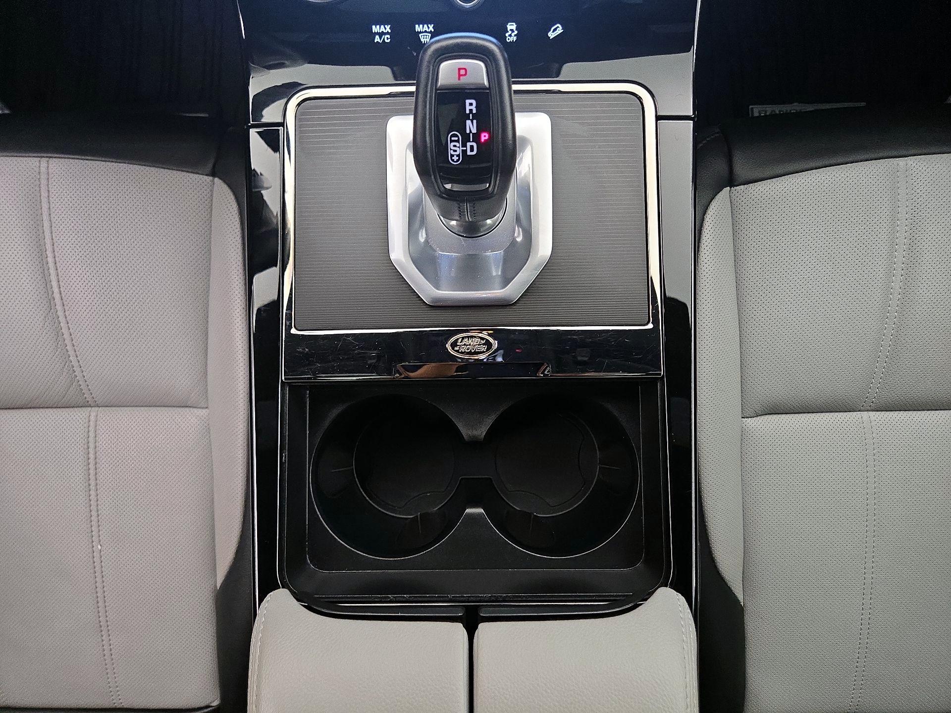 Thumbnail: 2022 Land Rover Range Rover Evoque - 18