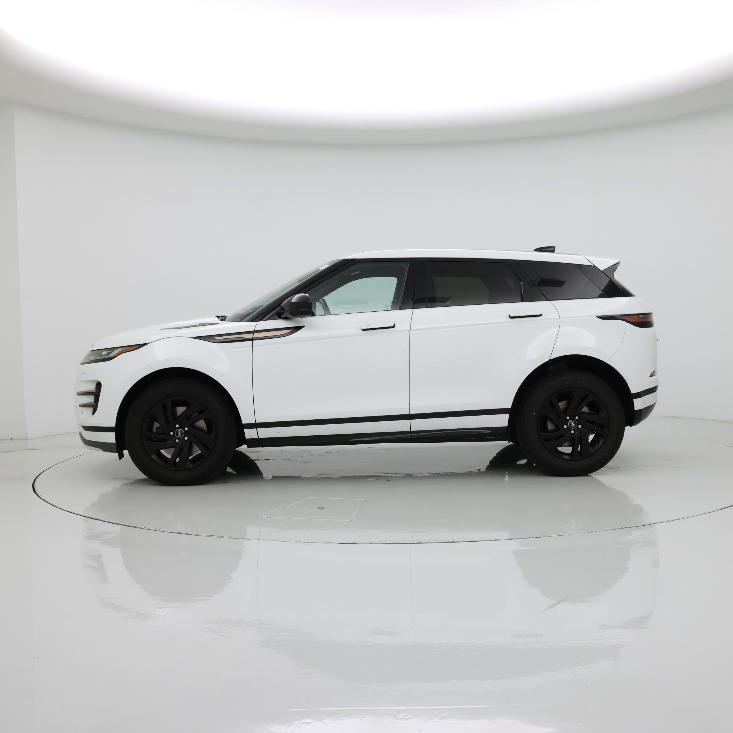 Thumbnail: 2022 Land Rover Range Rover Evoque - 3