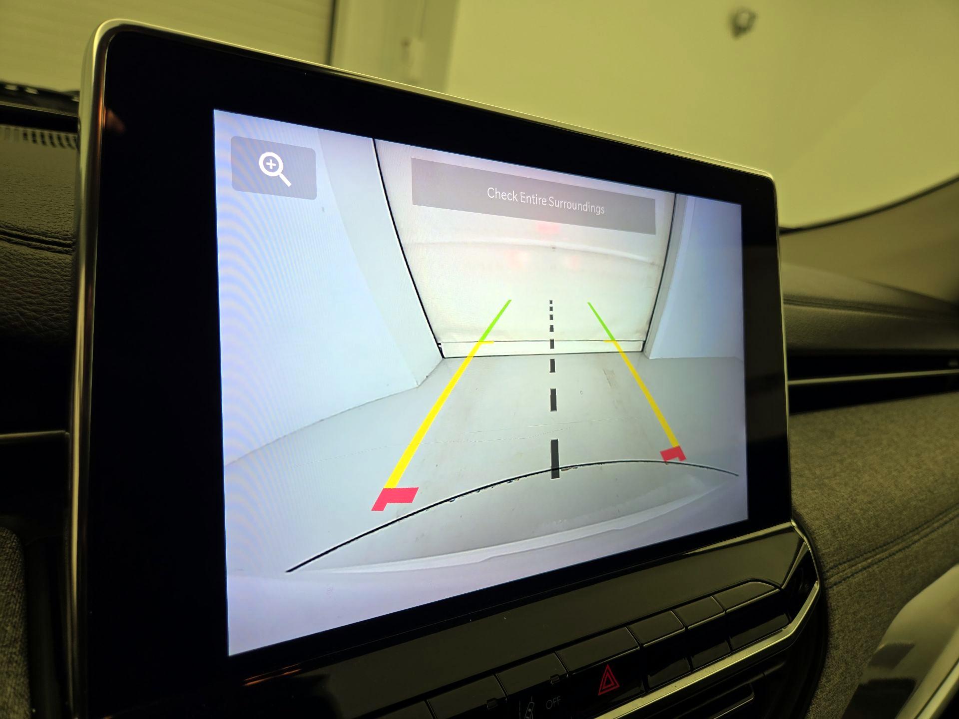 Thumbnail: 2022 Jeep Compass - 14