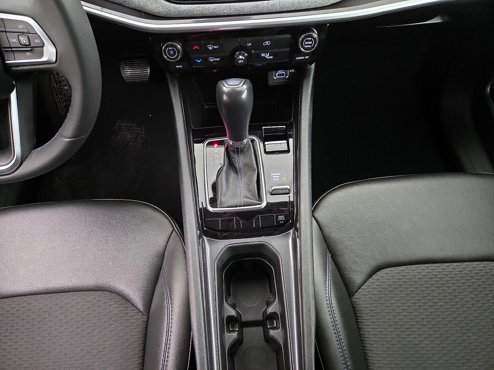 Thumbnail: 2022 Jeep Compass - 17