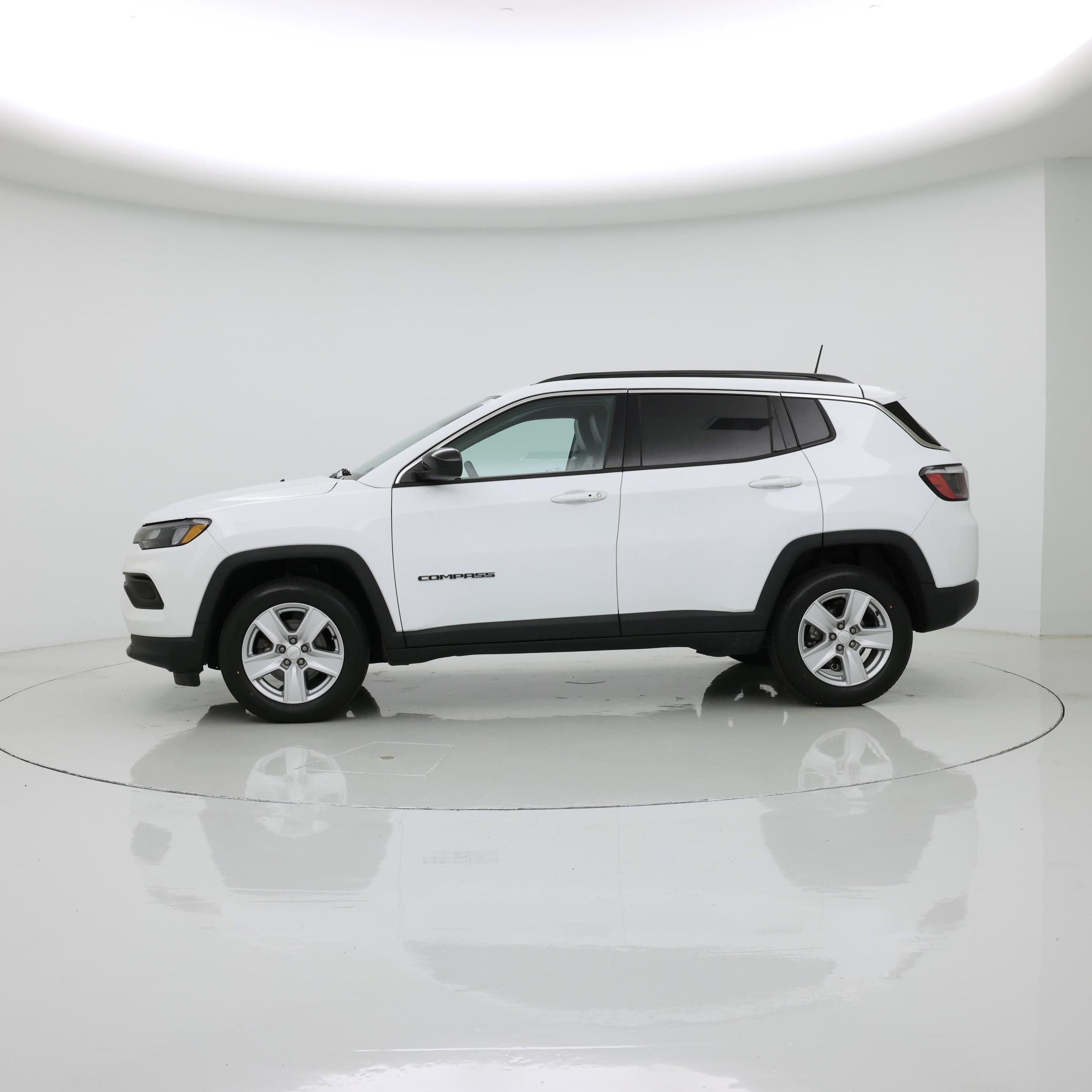 Thumbnail: 2022 Jeep Compass - 3