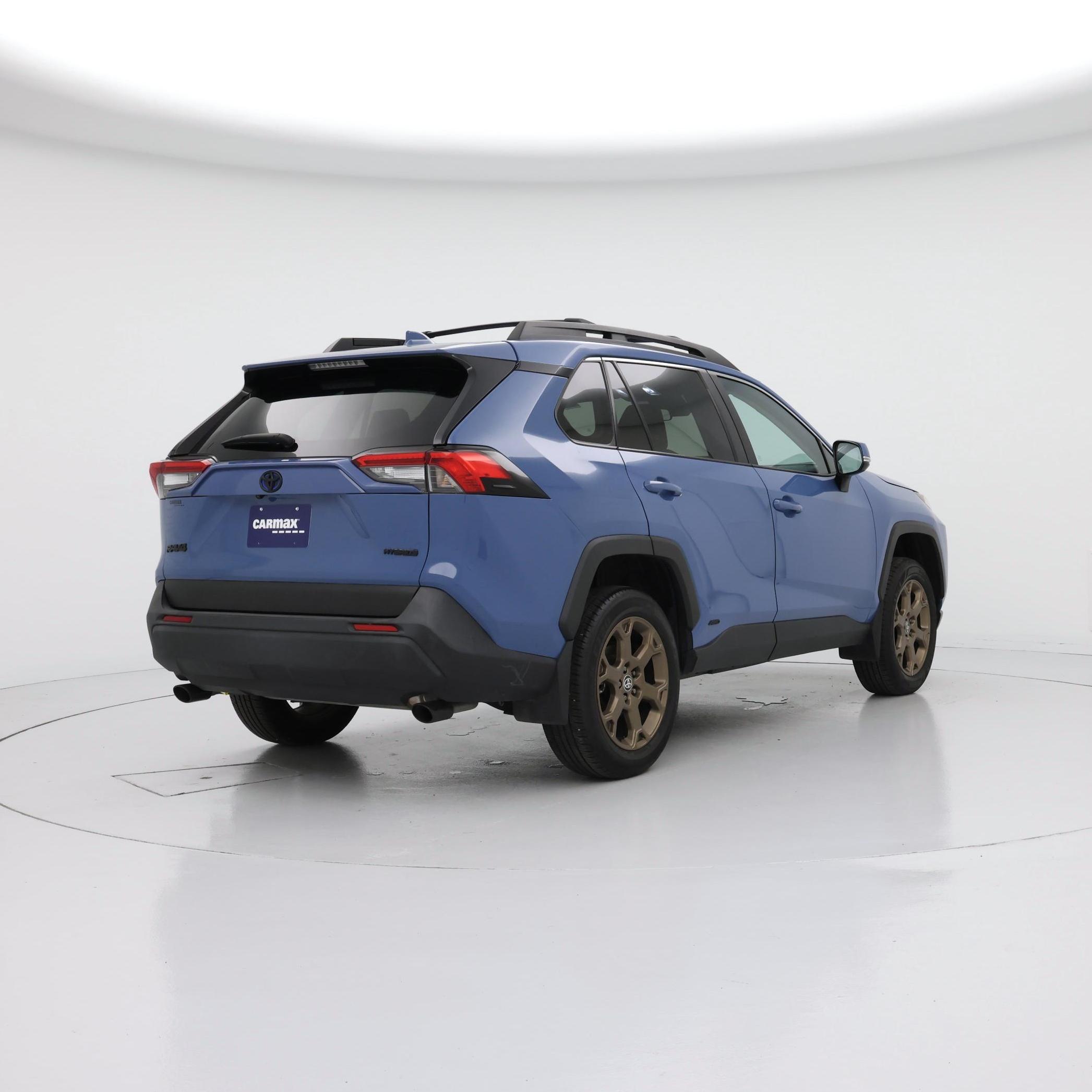 Thumbnail: 2023 Toyota RAV4 - 8