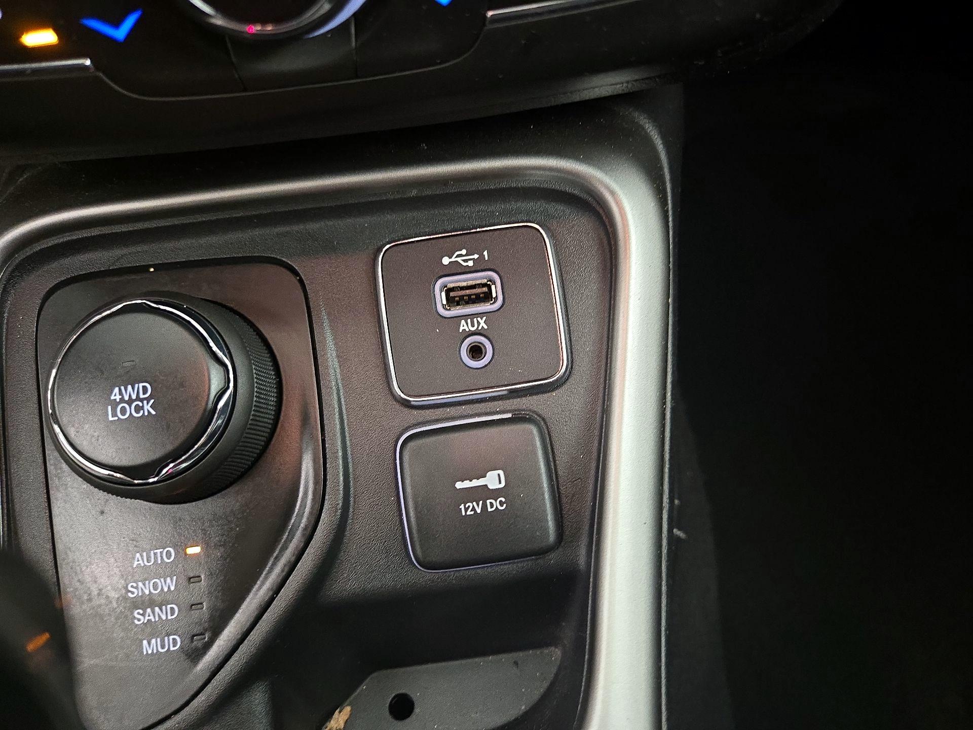 Thumbnail: 2021 Jeep Compass - 18
