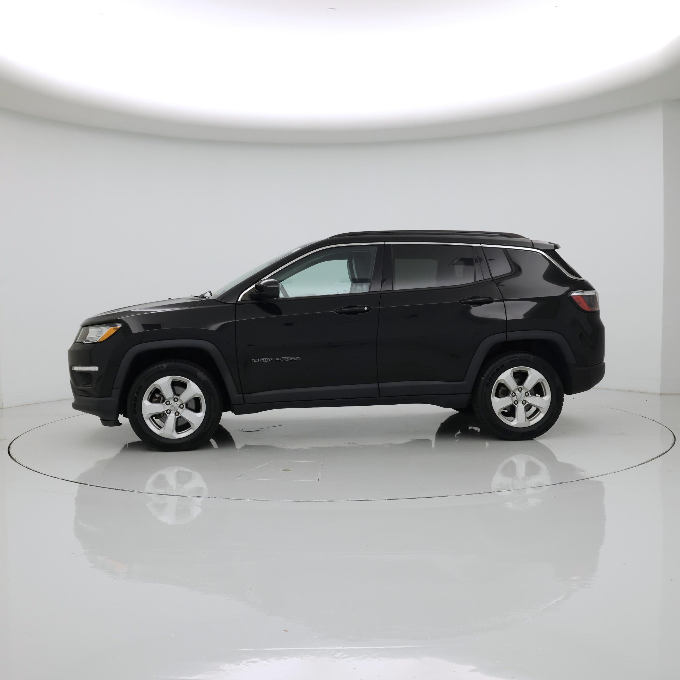 Thumbnail: 2021 Jeep Compass - 3