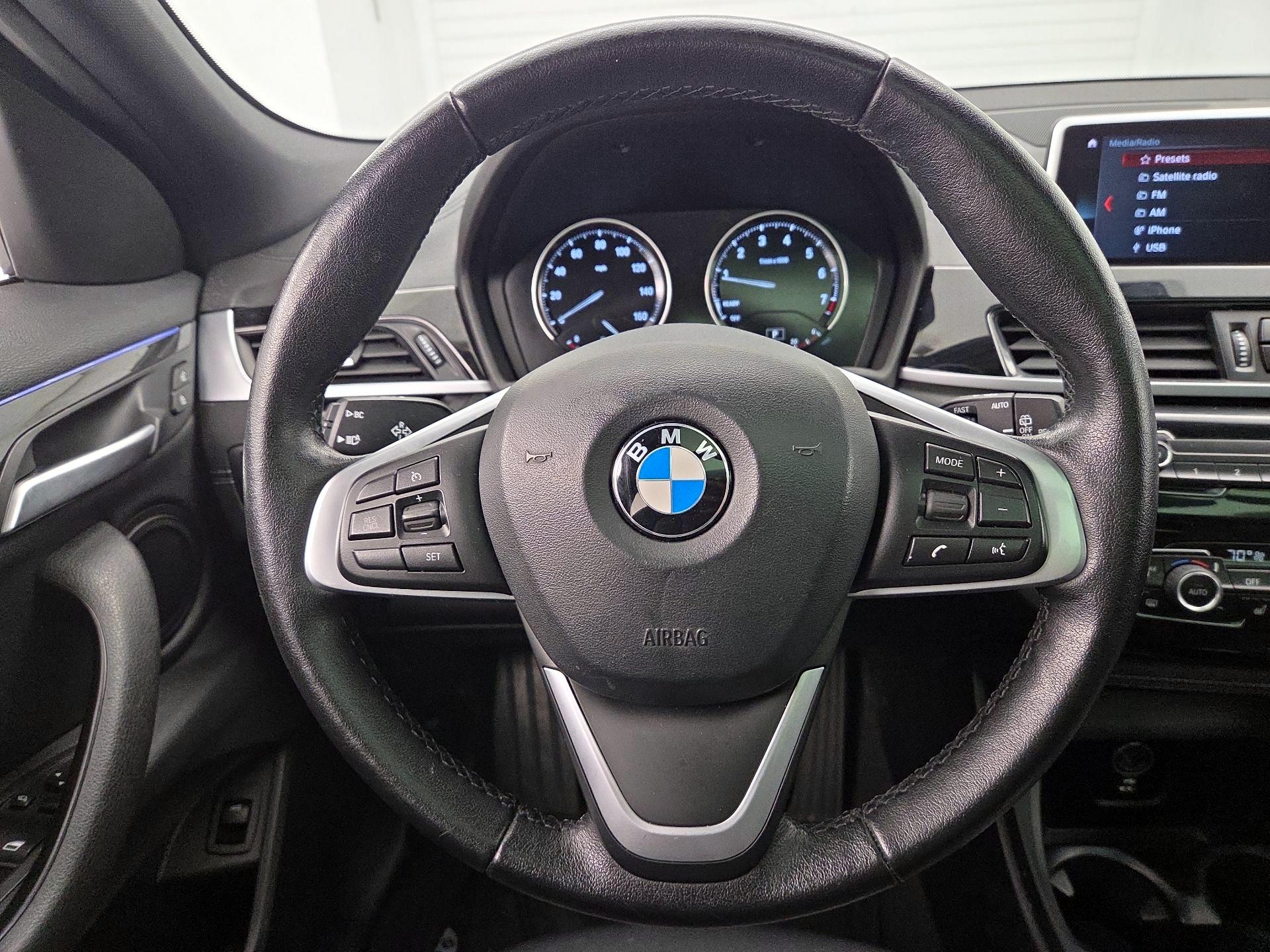 Thumbnail: 2022 BMW X2 - 10