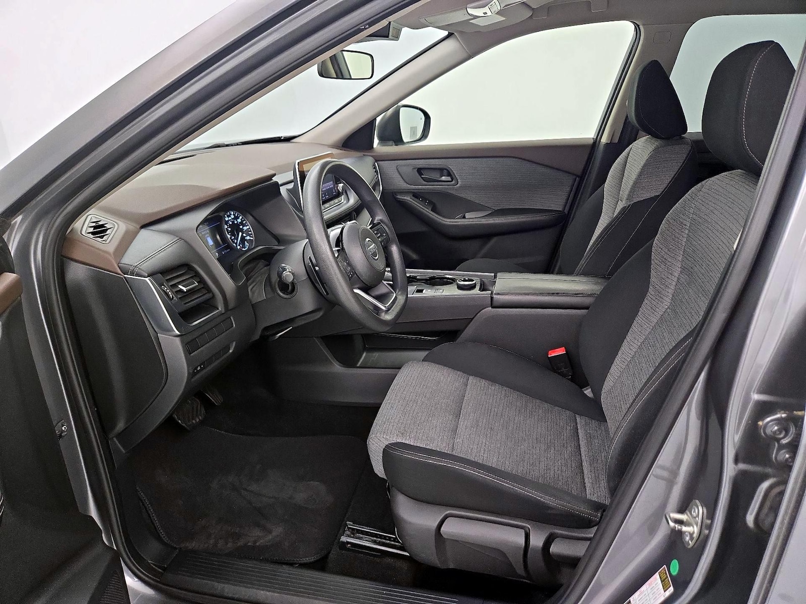 2021 Nissan Rogue S - Photo 12
