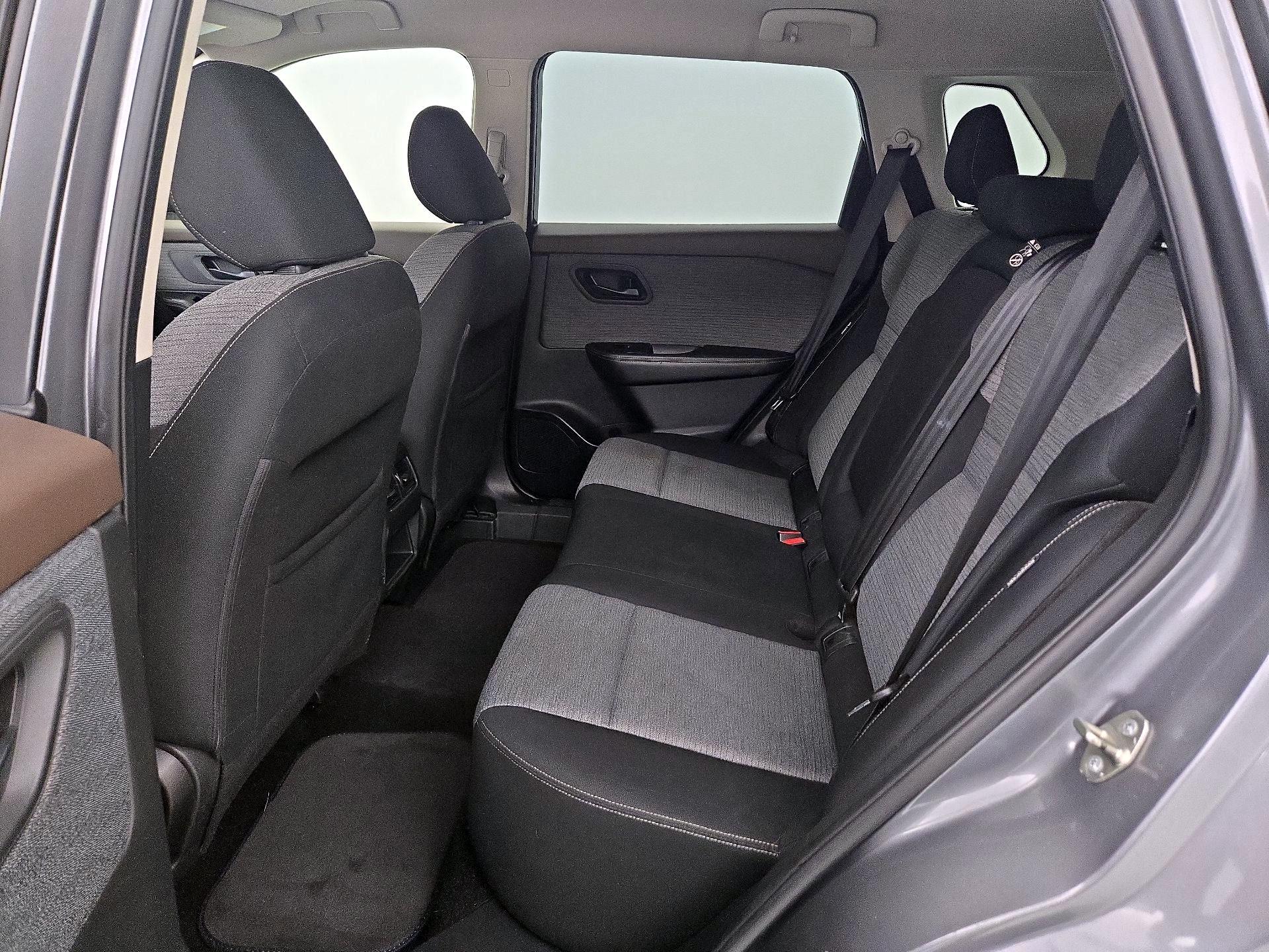 Thumbnail: 2021 Nissan Rogue - 19