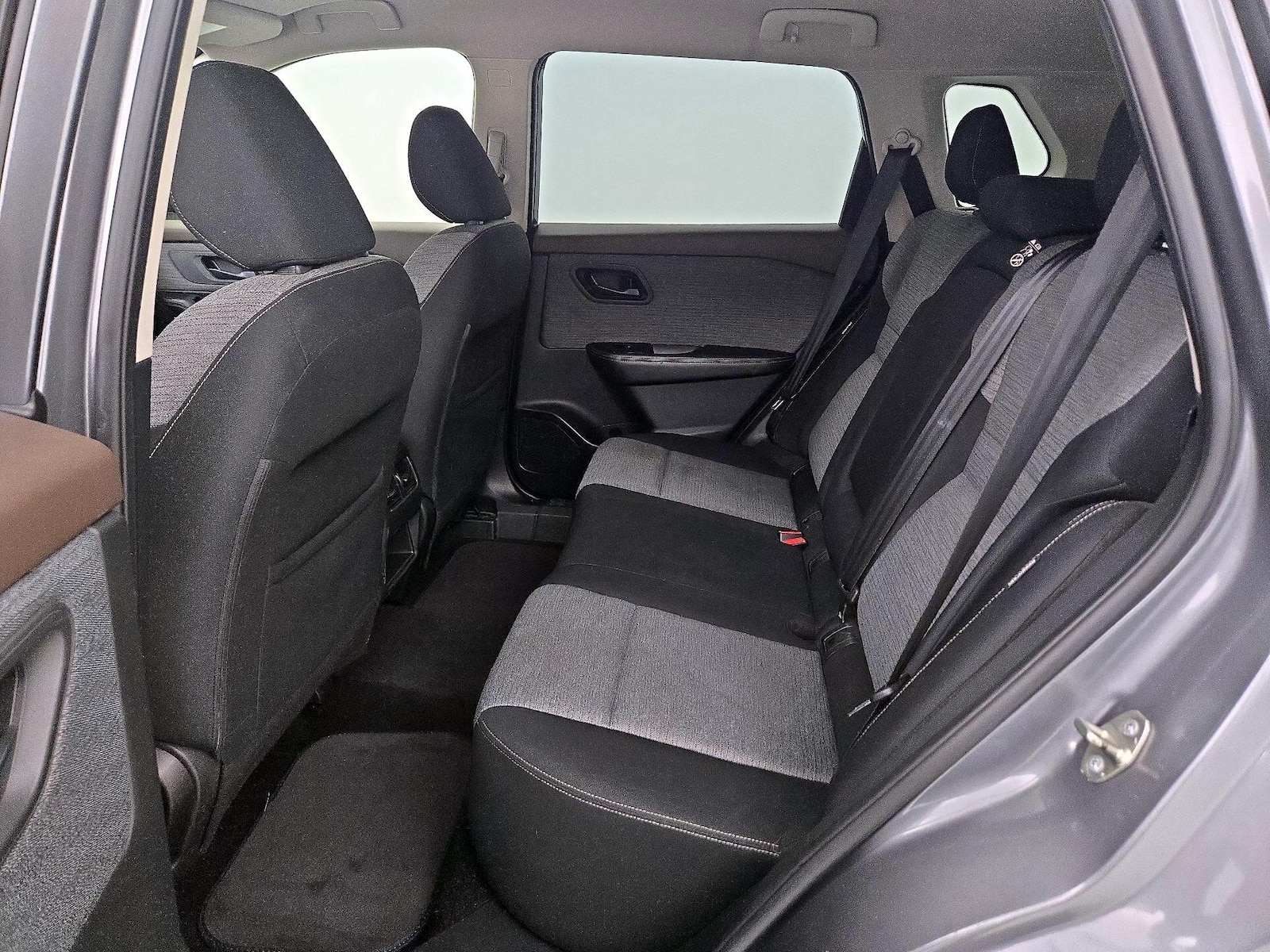 2021 Nissan Rogue S - Photo 20