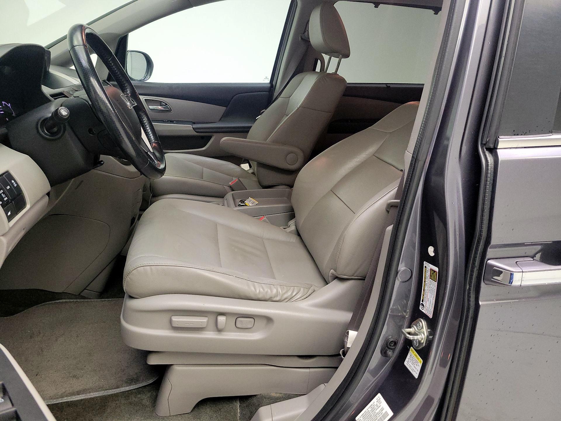 Thumbnail: 2016 Honda Odyssey - 9