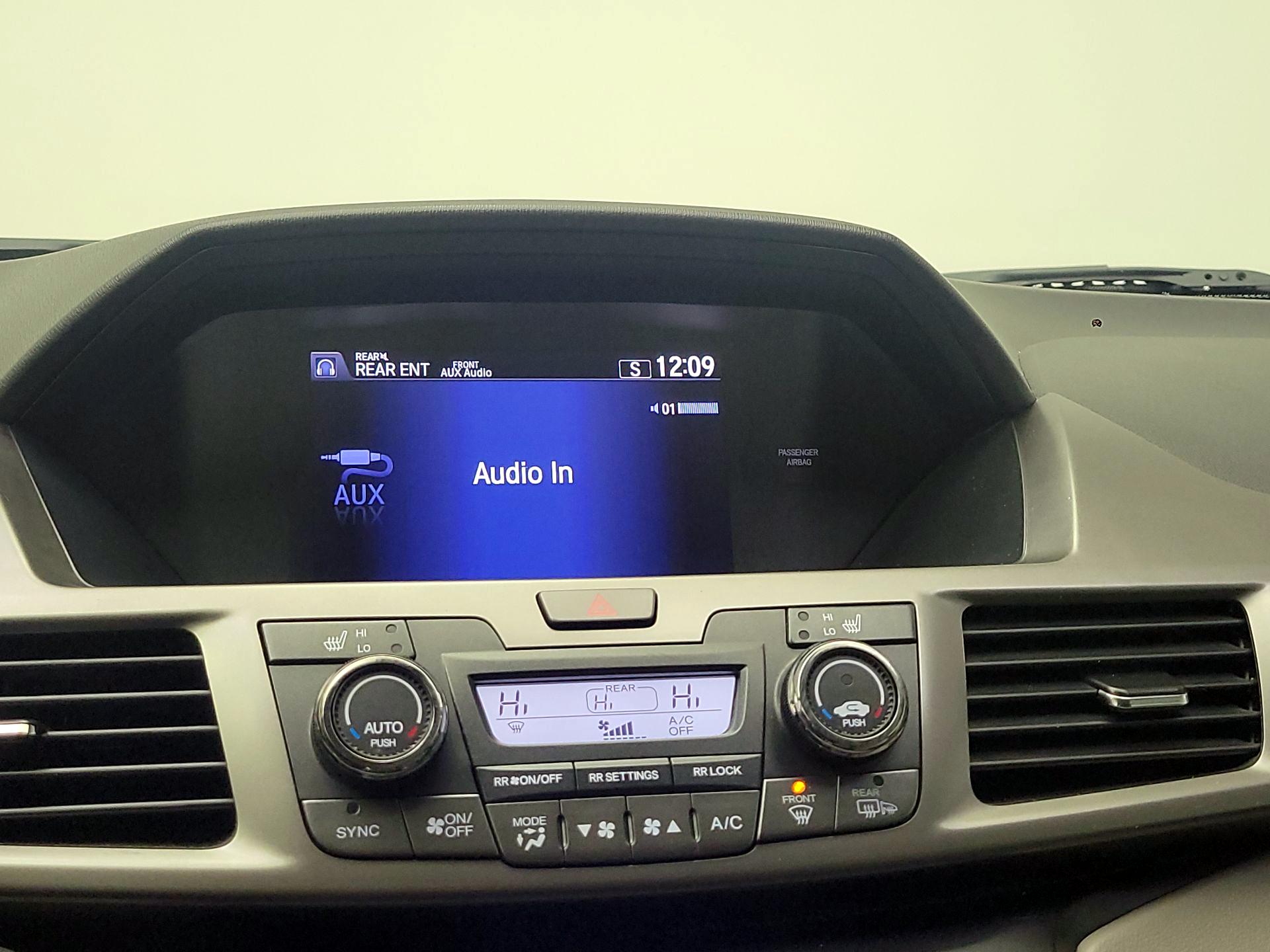 Thumbnail: 2016 Honda Odyssey - 14