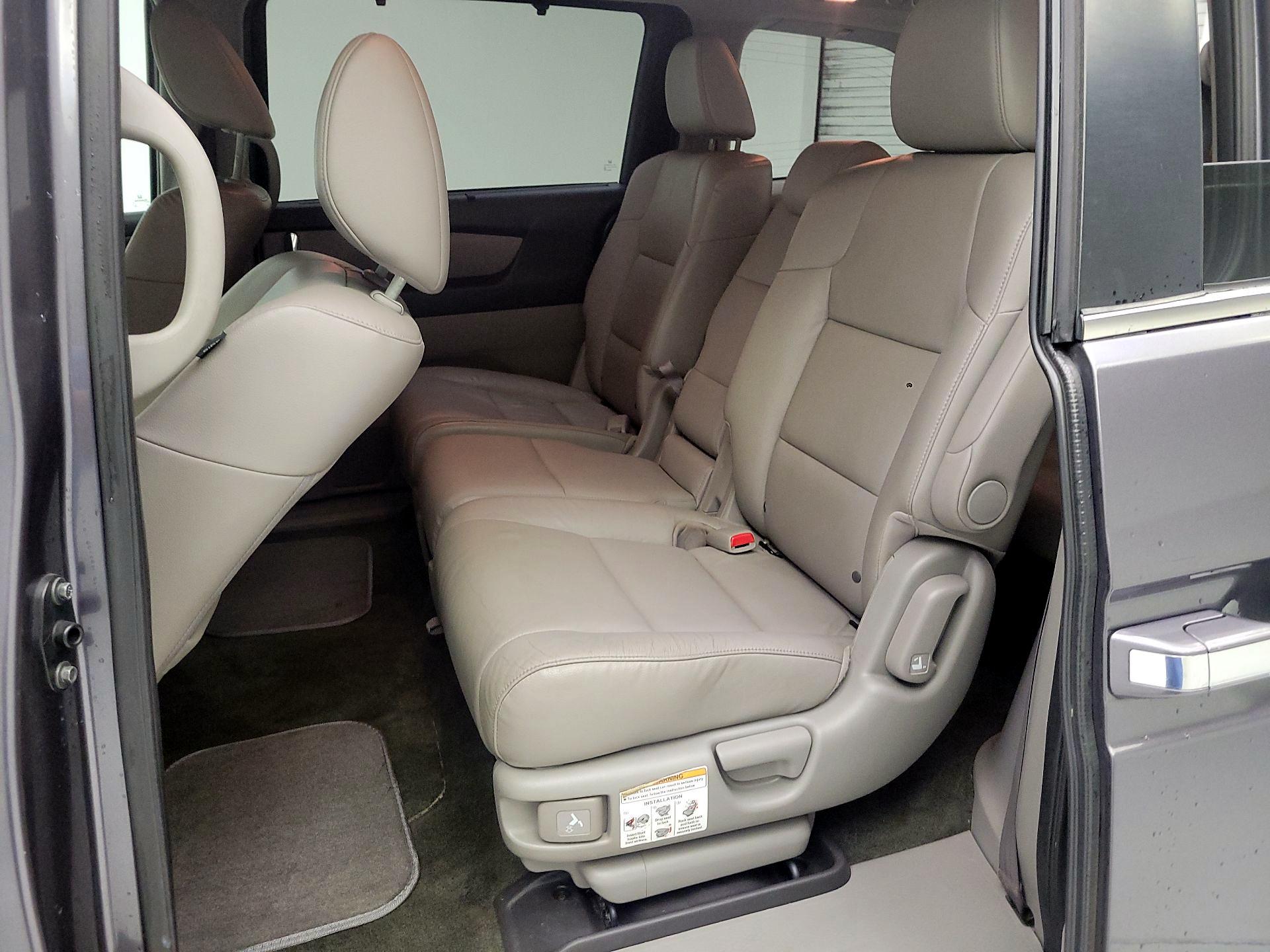 Thumbnail: 2016 Honda Odyssey - 17