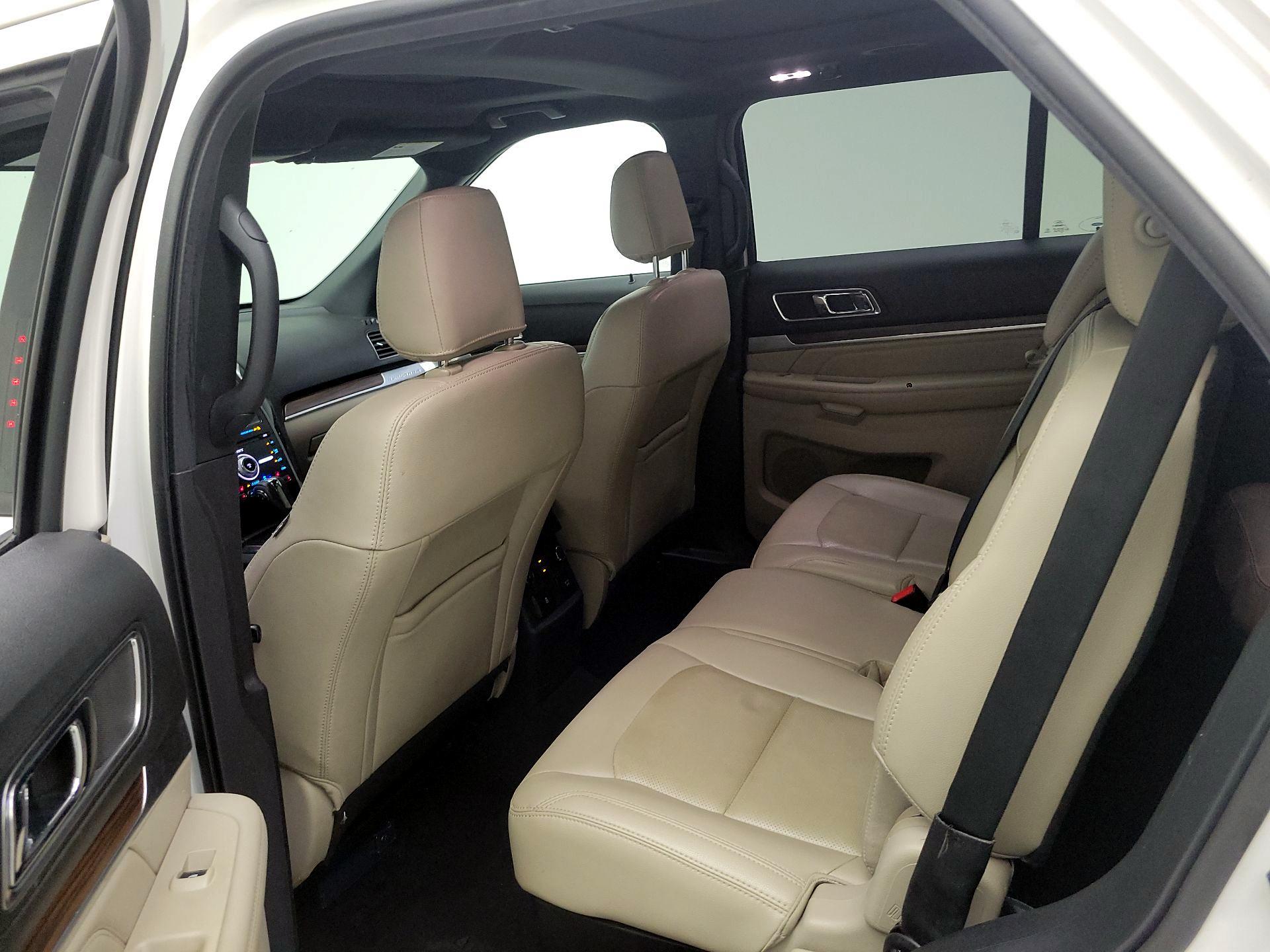 Thumbnail: 2019 Ford Explorer - 17