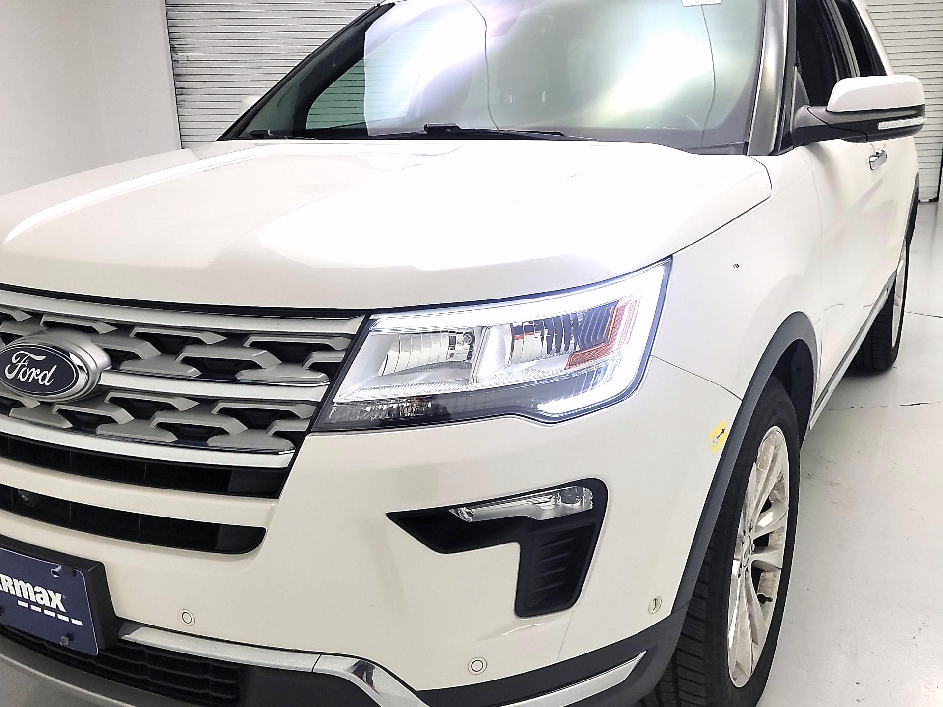 Thumbnail: 2019 Ford Explorer - 3