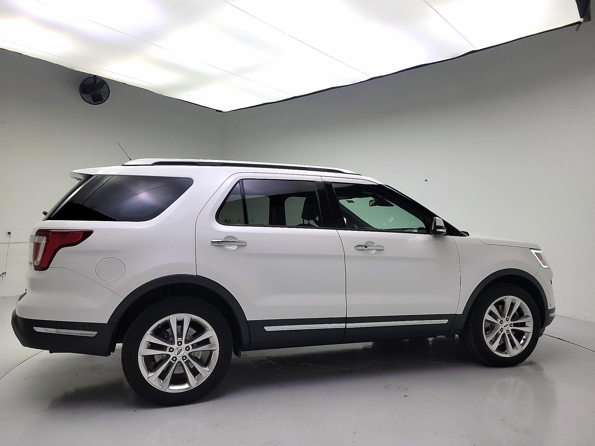 Thumbnail: 2019 Ford Explorer - 4