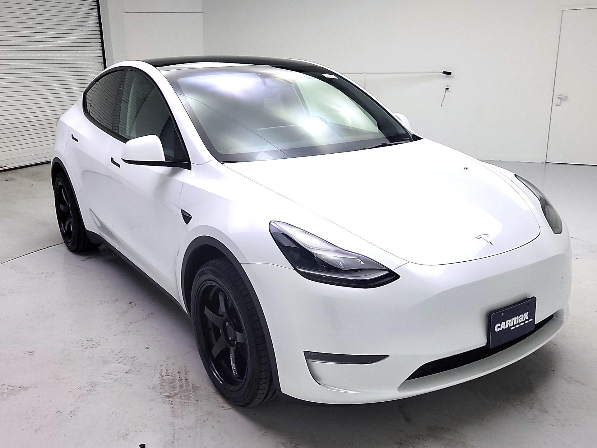 Thumbnail: 2024 Tesla Model Y - 1