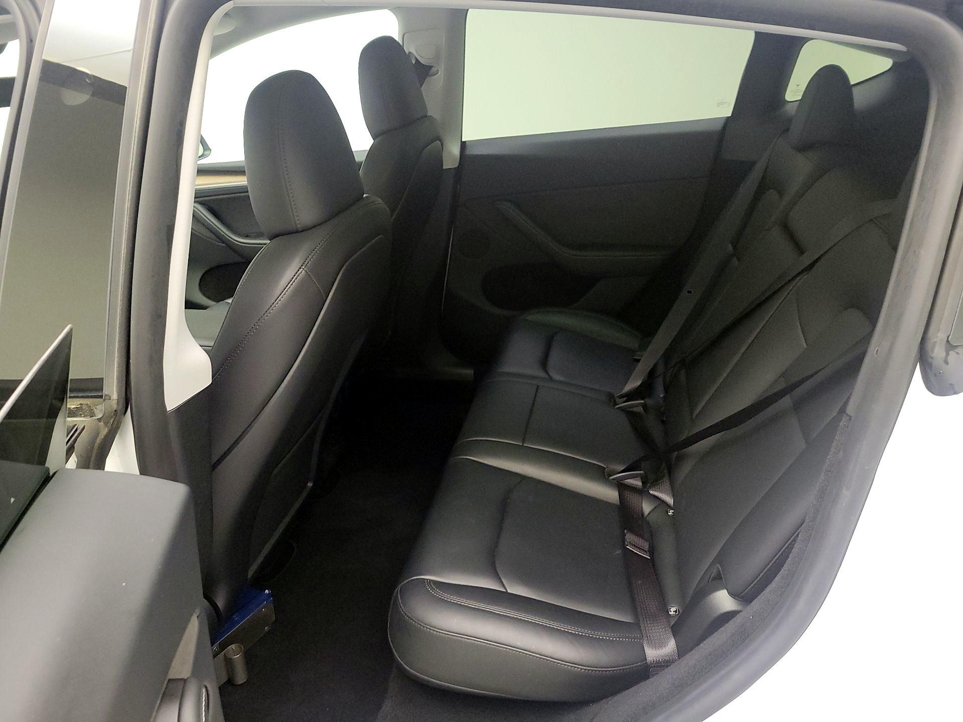 Thumbnail: 2024 Tesla Model Y - 17