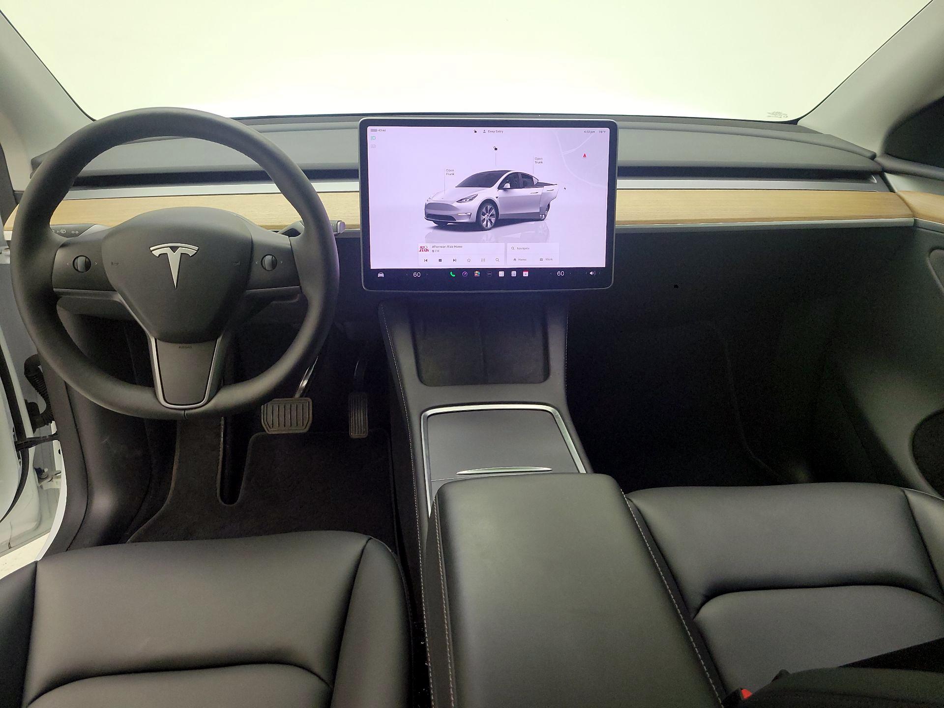 Thumbnail: 2024 Tesla Model Y - 8