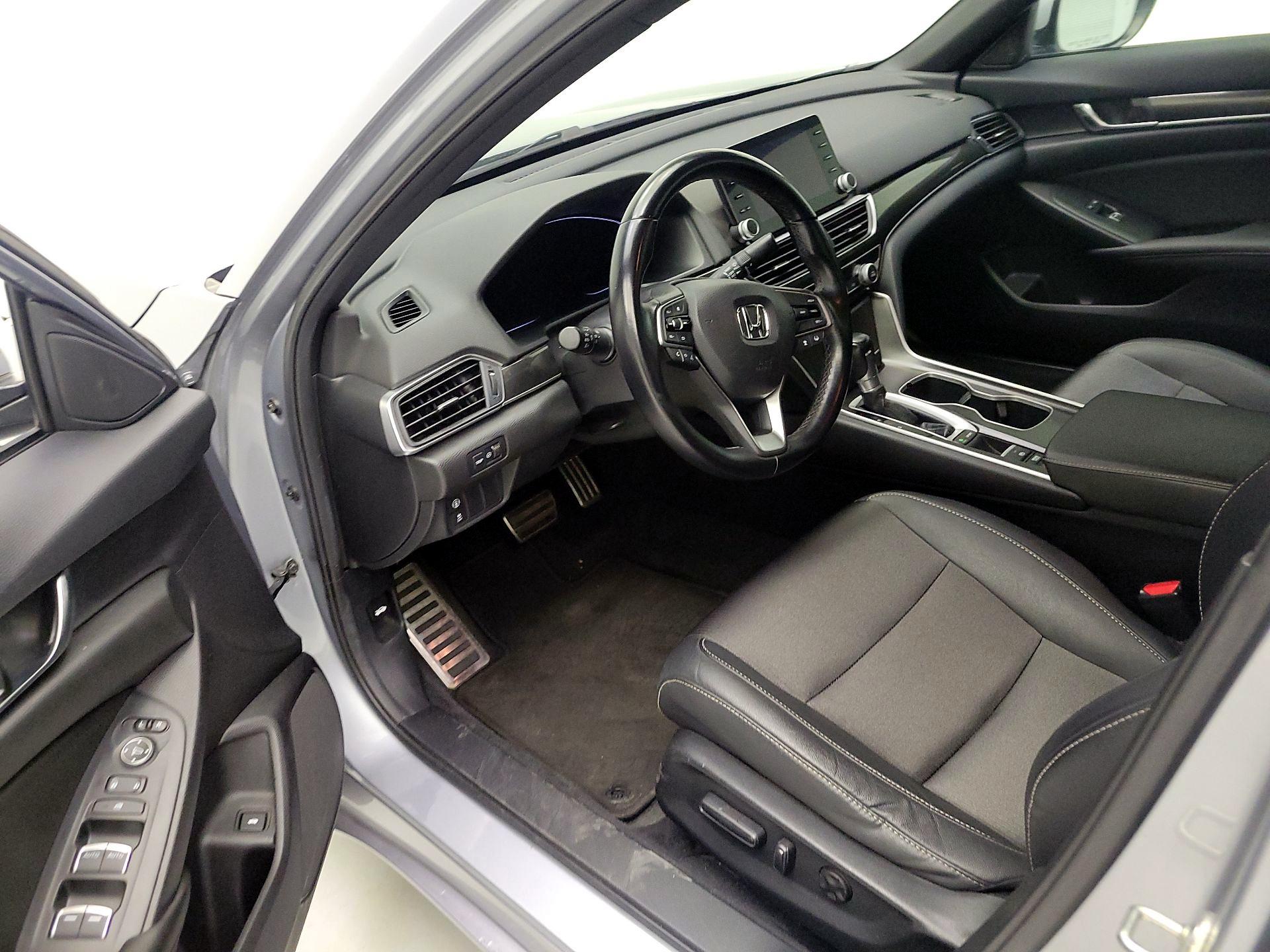 Thumbnail: 2020 Honda Accord - 9