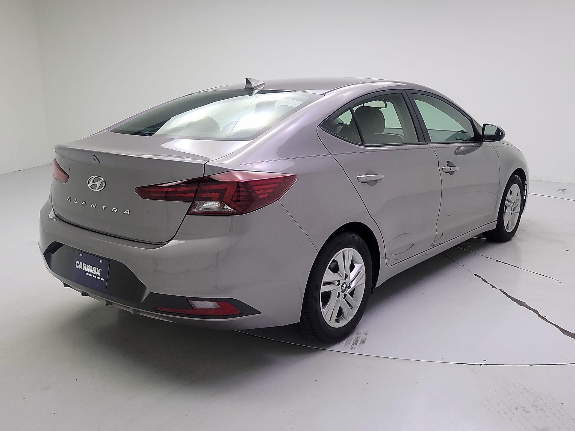 Thumbnail: 2020 Hyundai Elantra - 5