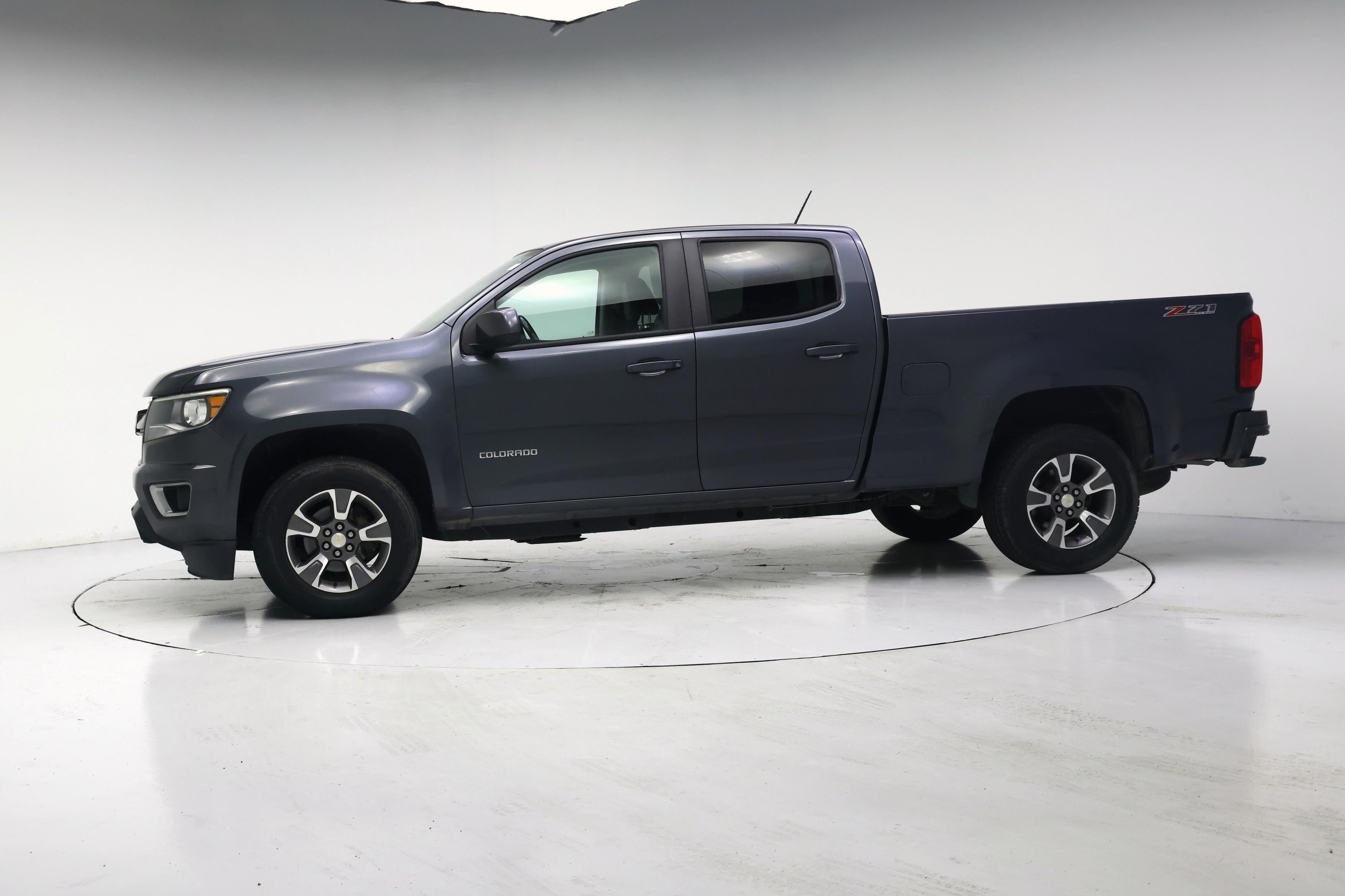 Thumbnail: 2016 Chevrolet Colorado - 3