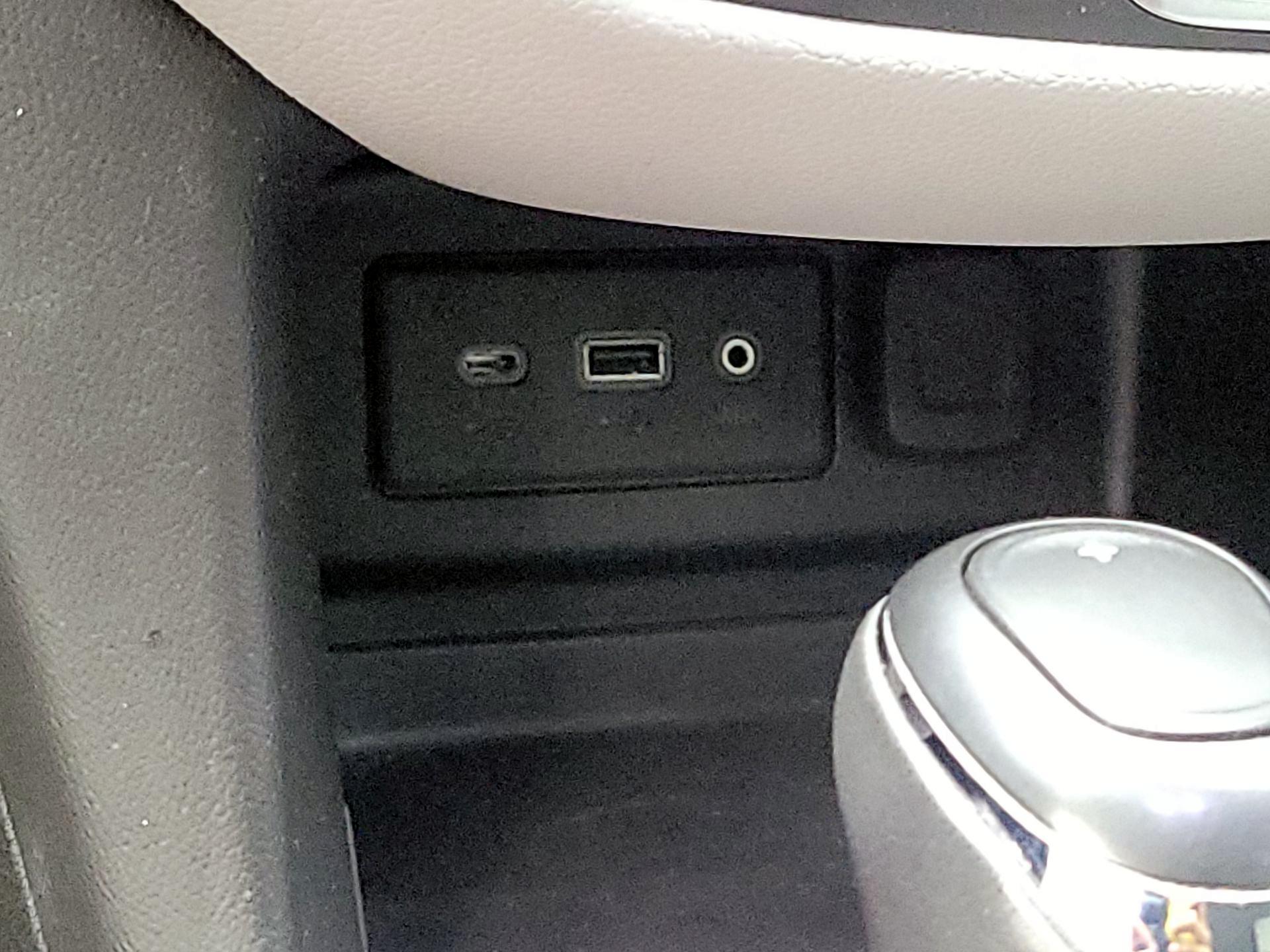 Thumbnail: 2019 Chevrolet Equinox - 16