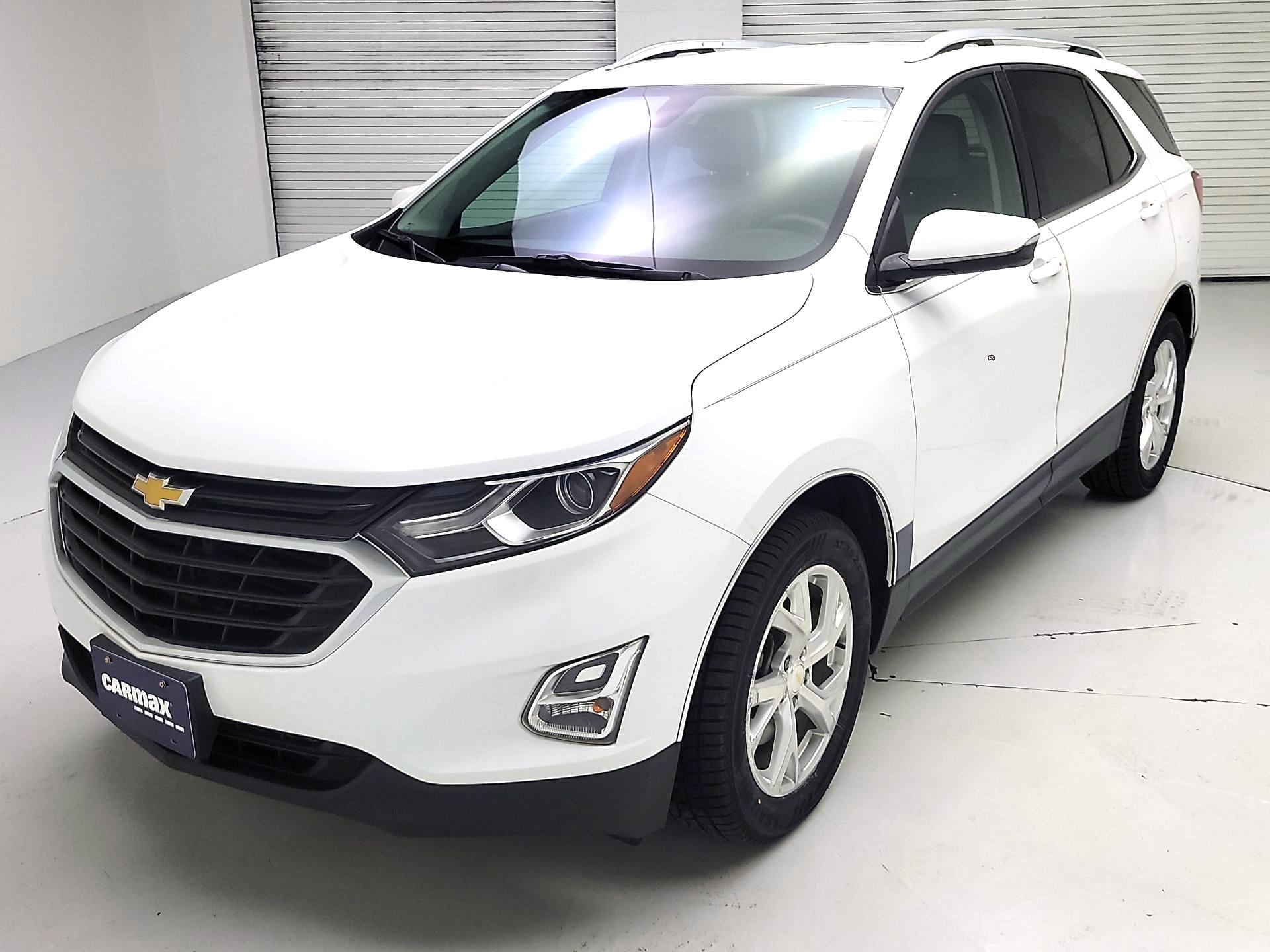 Thumbnail: 2019 Chevrolet Equinox - 3