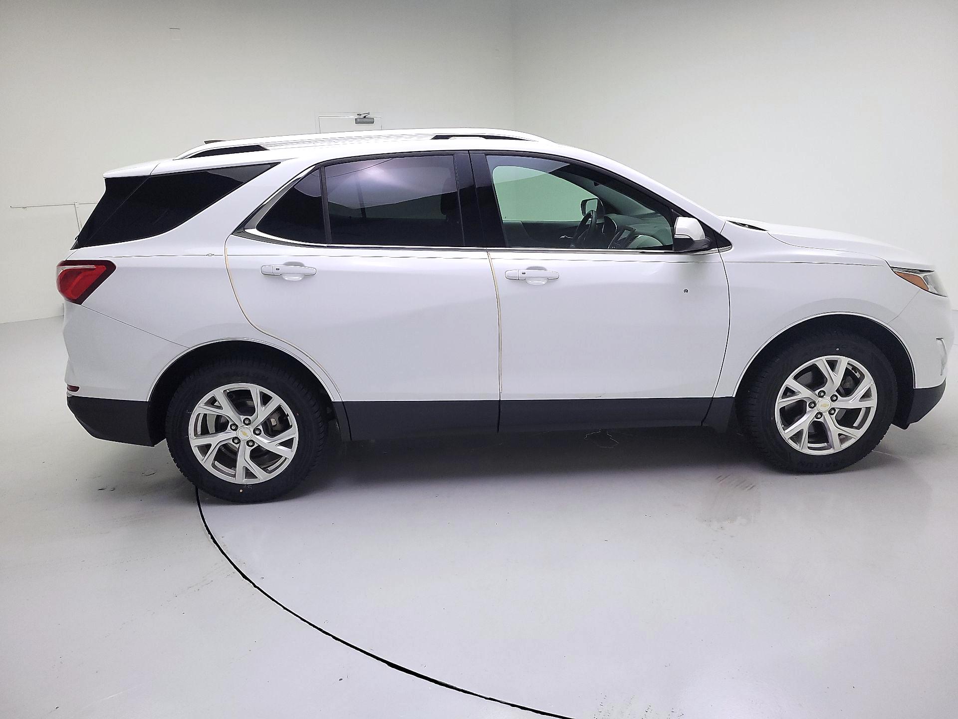 Thumbnail: 2019 Chevrolet Equinox - 4