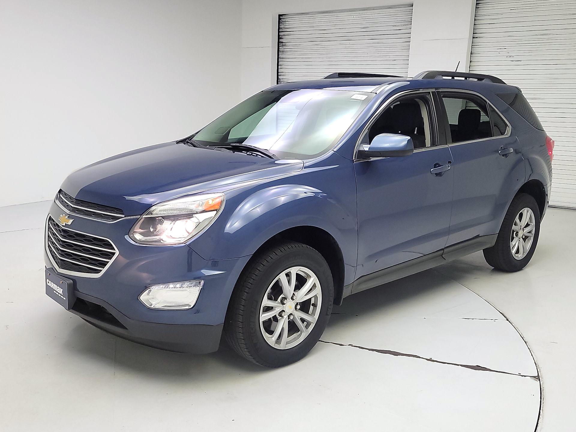 Thumbnail: 2017 Chevrolet Equinox - 3