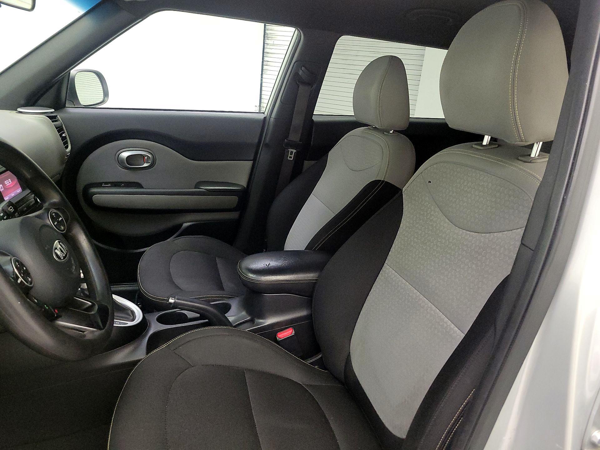 Thumbnail: 2015 Kia Soul - 9