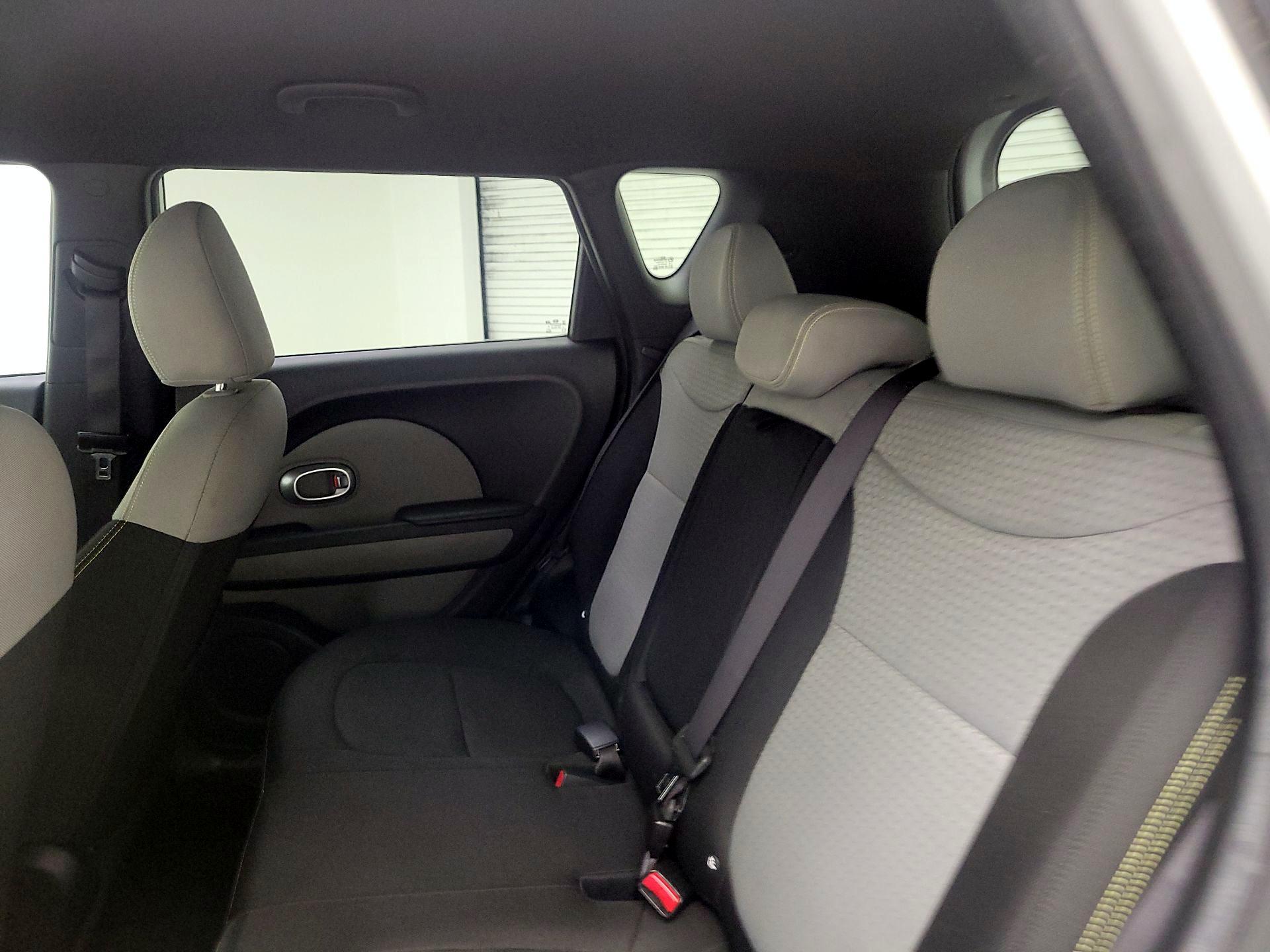 Thumbnail: 2015 Kia Soul - 17