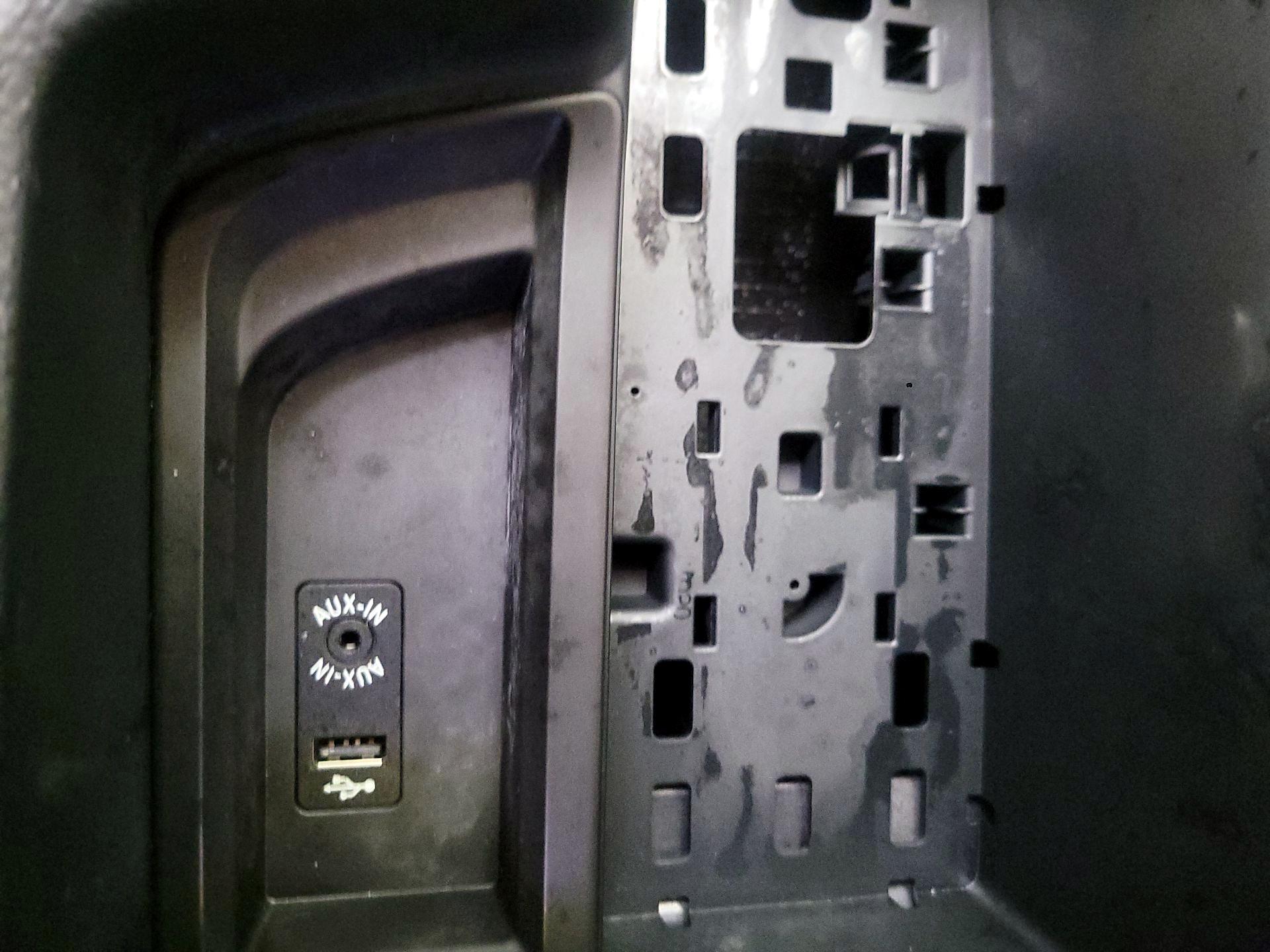 Thumbnail: 2015 BMW 3 Series - 16