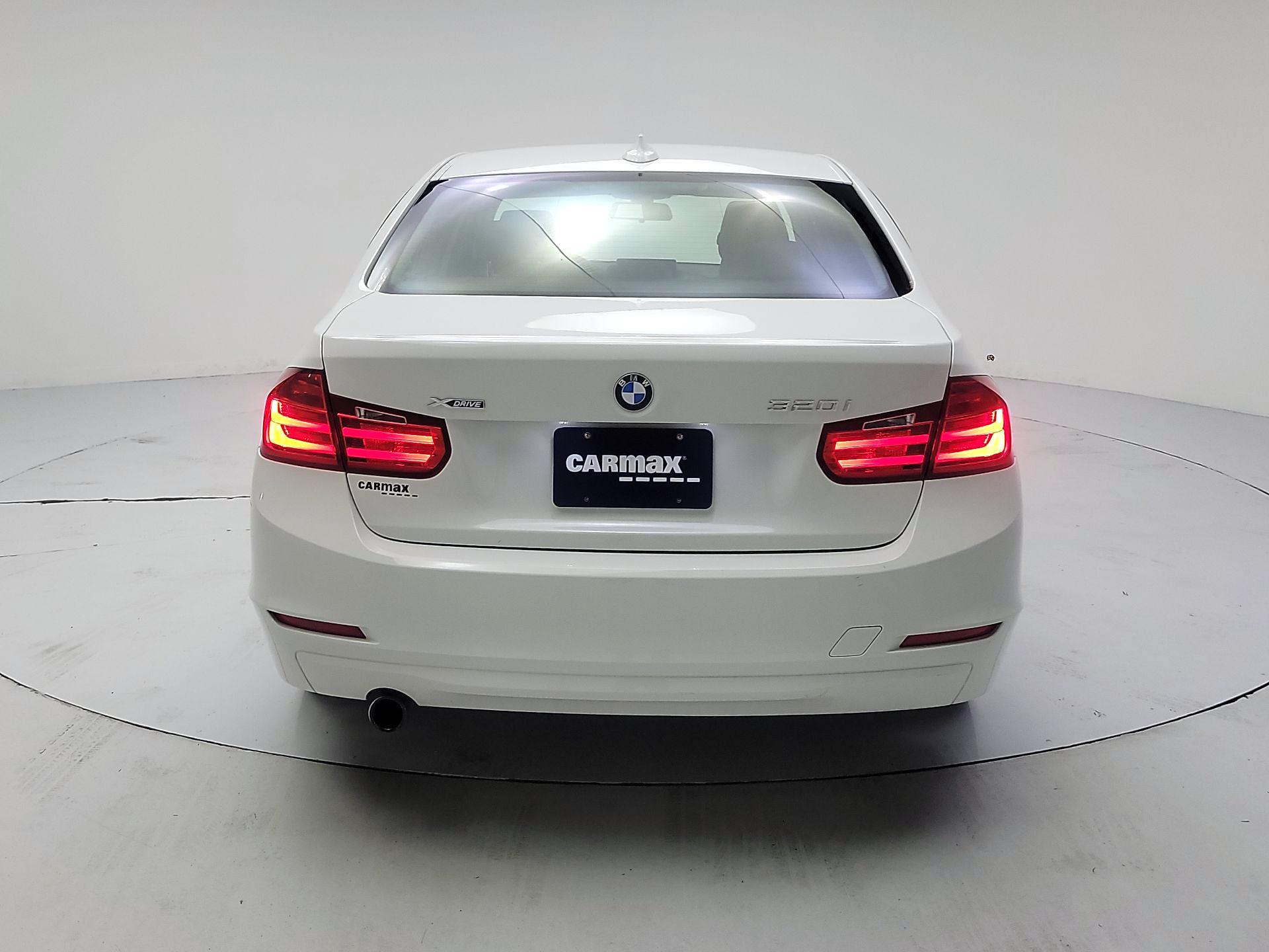 Thumbnail: 2015 BMW 3 Series - 6