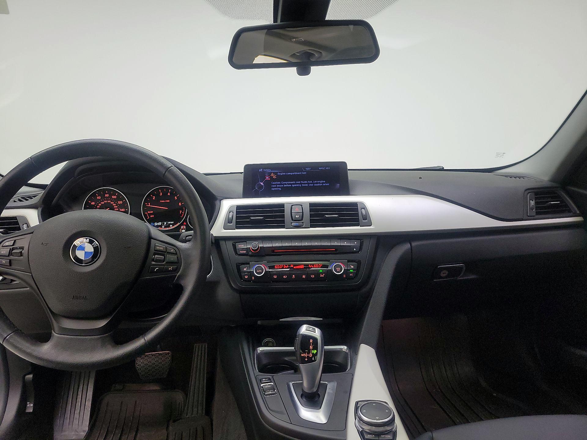 Thumbnail: 2015 BMW 3 Series - 8