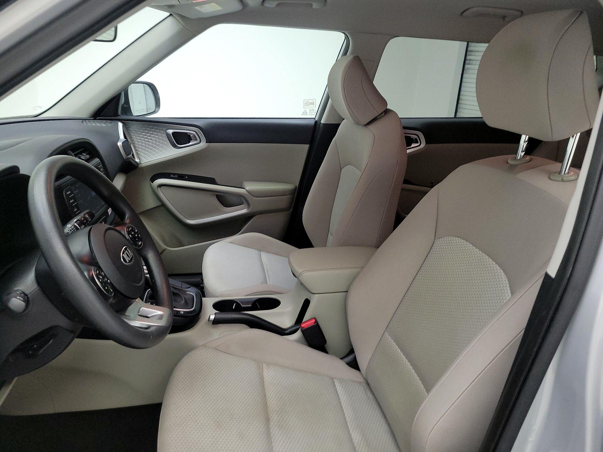 Thumbnail: 2021 Kia Soul - 9