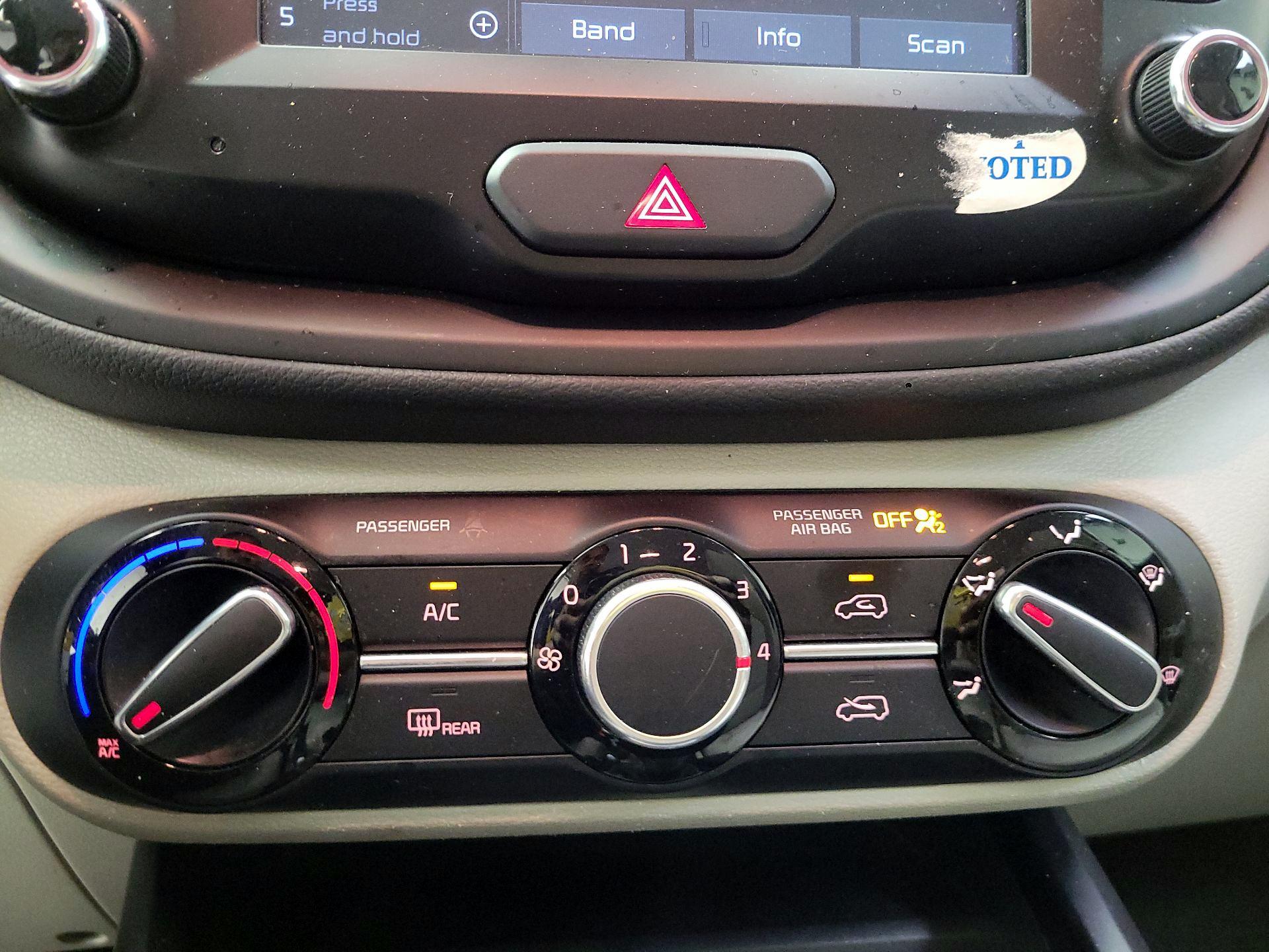 Thumbnail: 2021 Kia Soul - 14