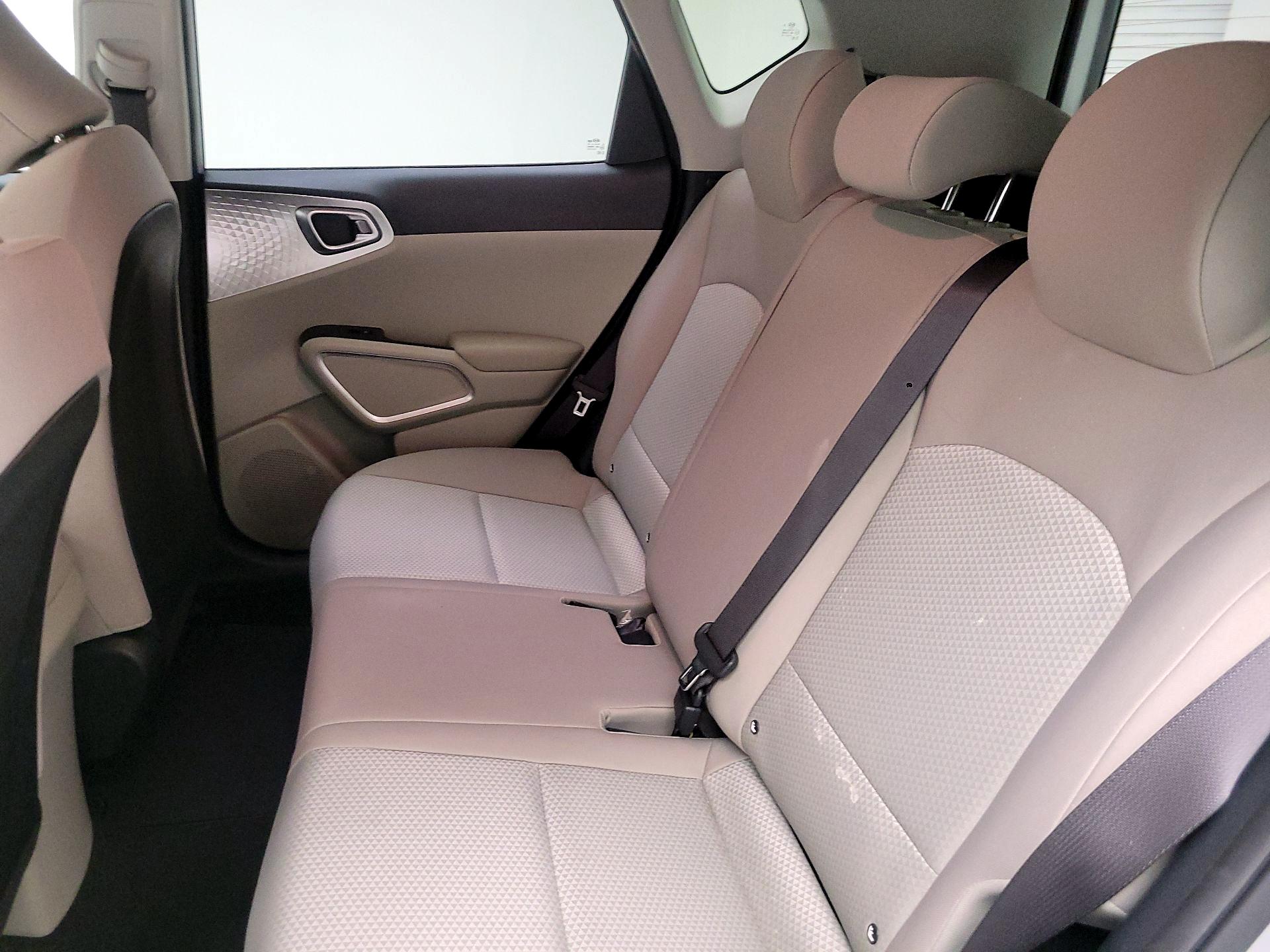 Thumbnail: 2021 Kia Soul - 17