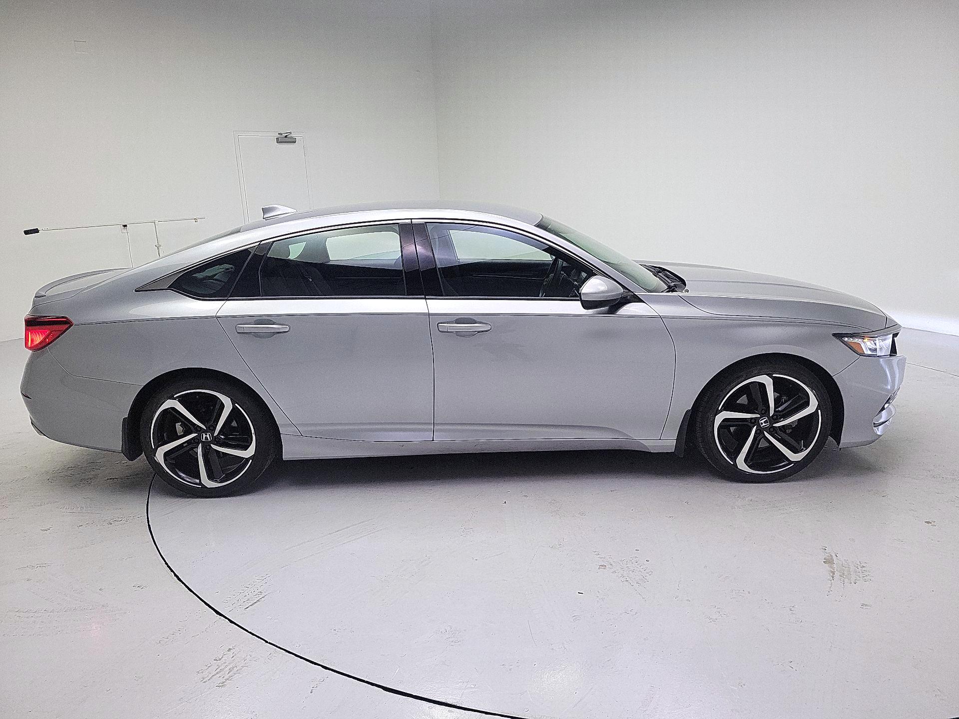 Thumbnail: 2019 Honda Accord - 4