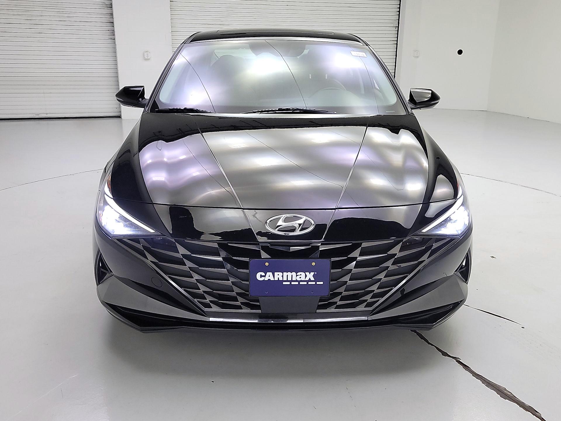 Thumbnail: 2022 Hyundai Elantra - 2