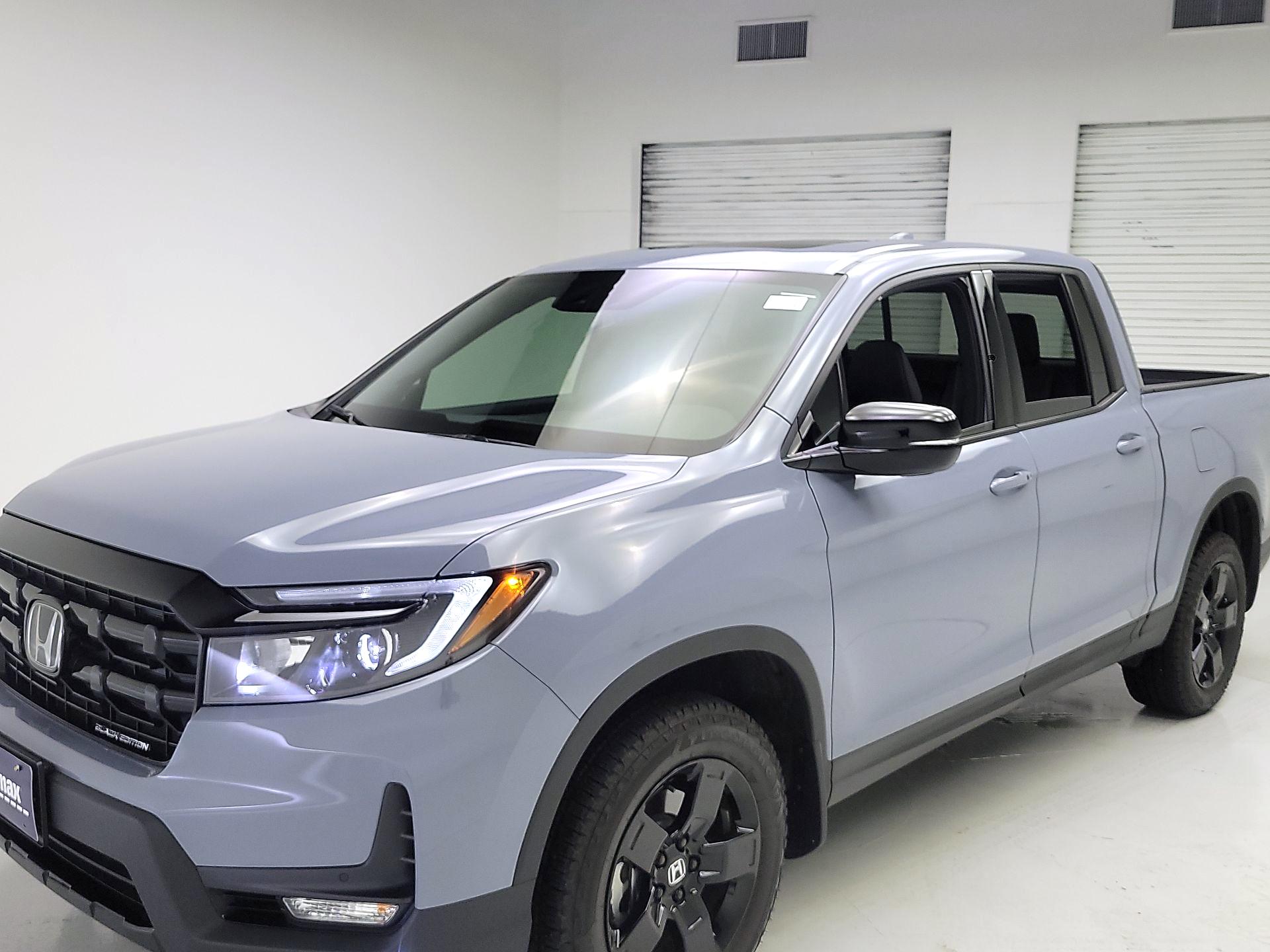 Thumbnail: 2026 Honda Ridgeline - 3