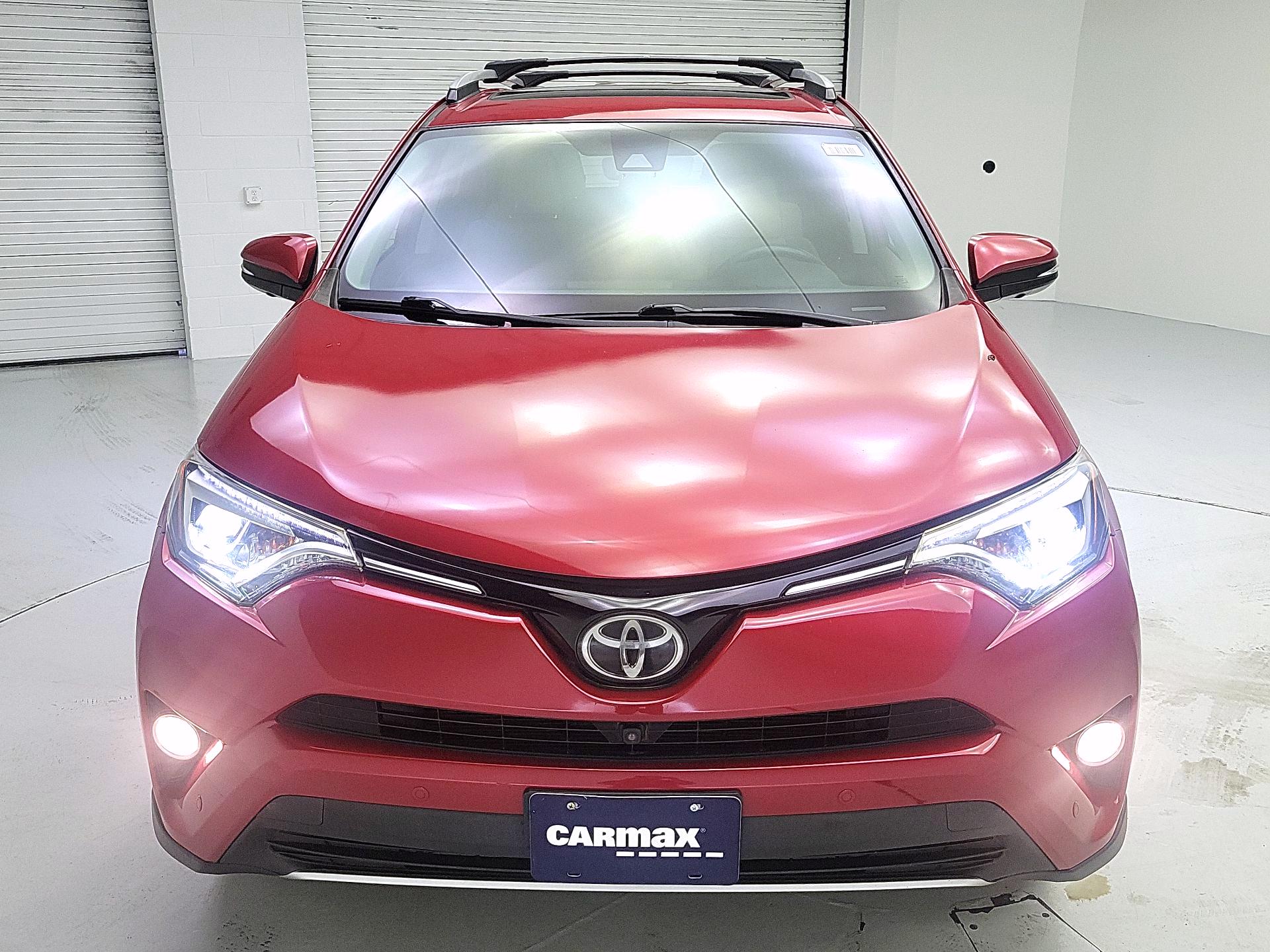 Thumbnail: 2016 Toyota RAV4 - 2