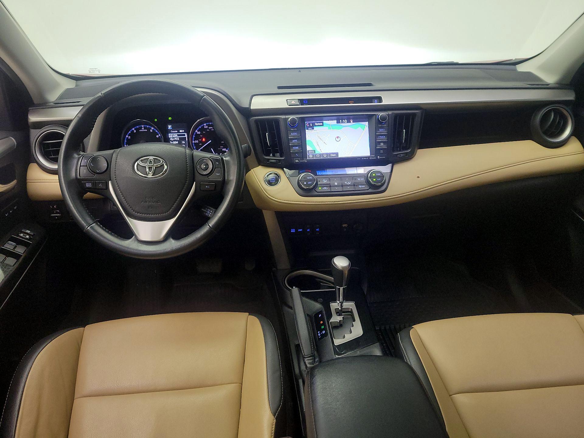 Thumbnail: 2016 Toyota RAV4 - 8
