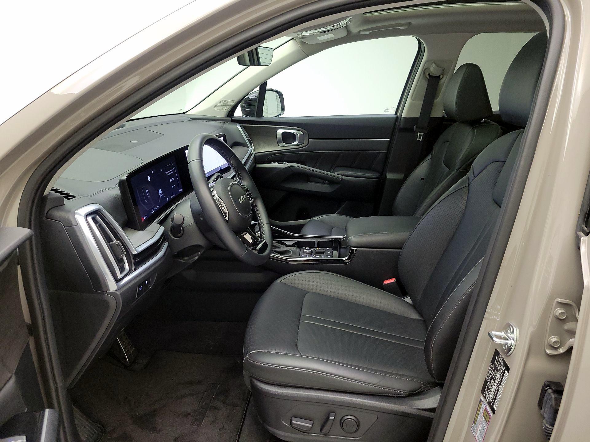 Thumbnail: 2025 Kia Sorento - 9