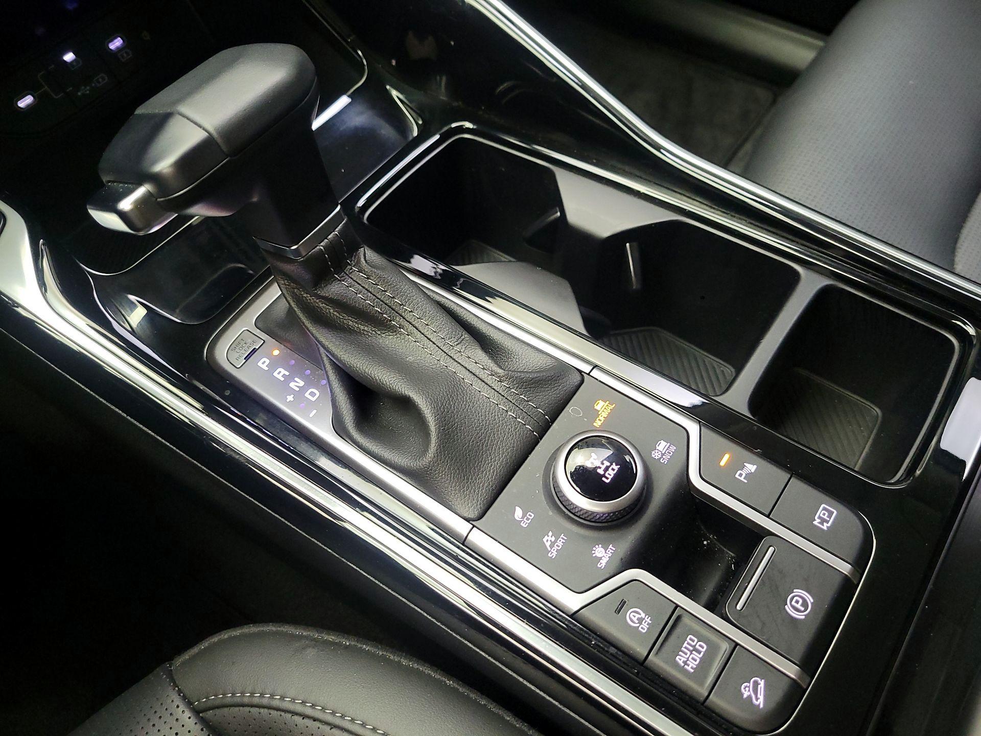 Thumbnail: 2025 Kia Sorento - 16