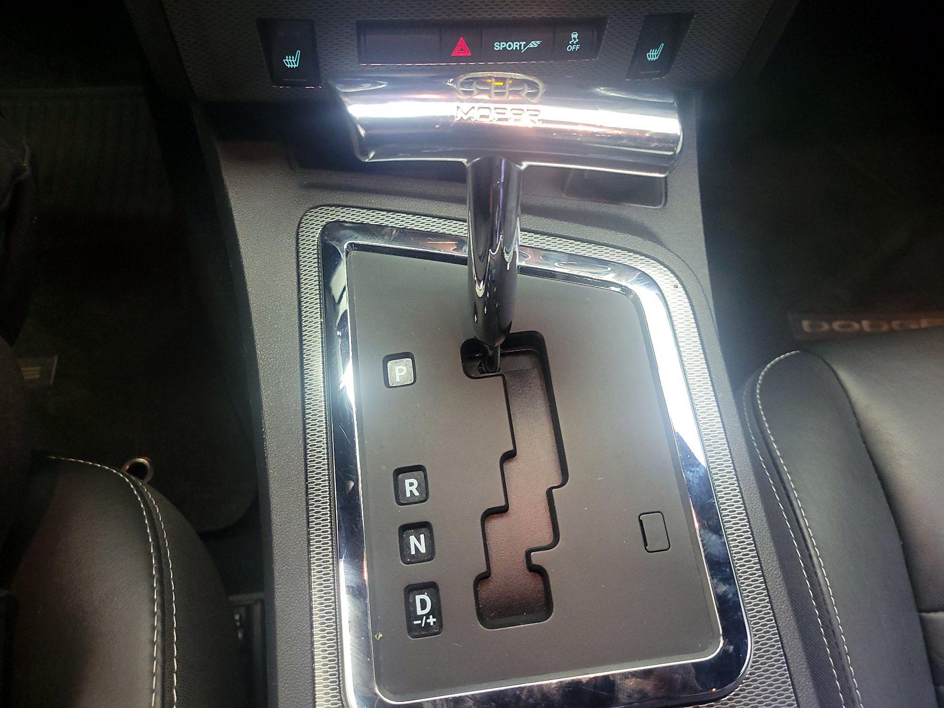 Thumbnail: 2014 Dodge Challenger - 14