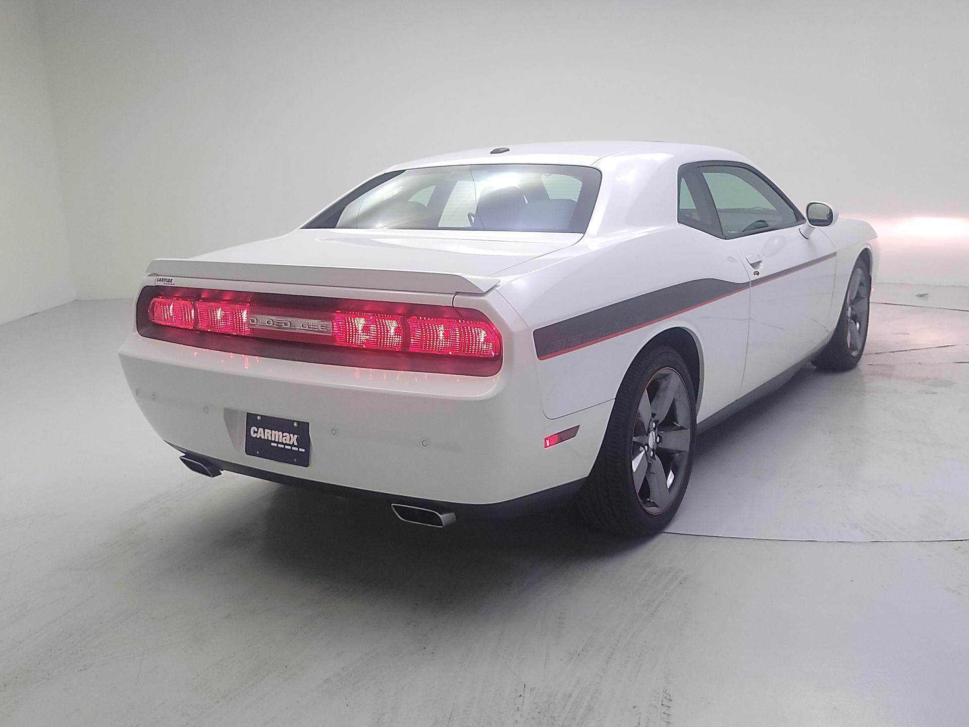 Thumbnail: 2014 Dodge Challenger - 5