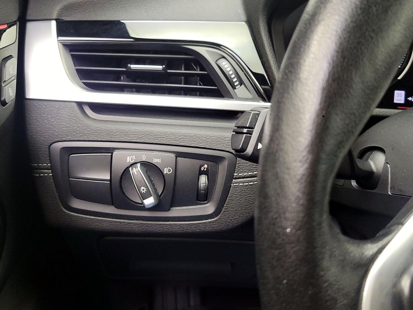 2022 BMW X1 28i - Photo 12